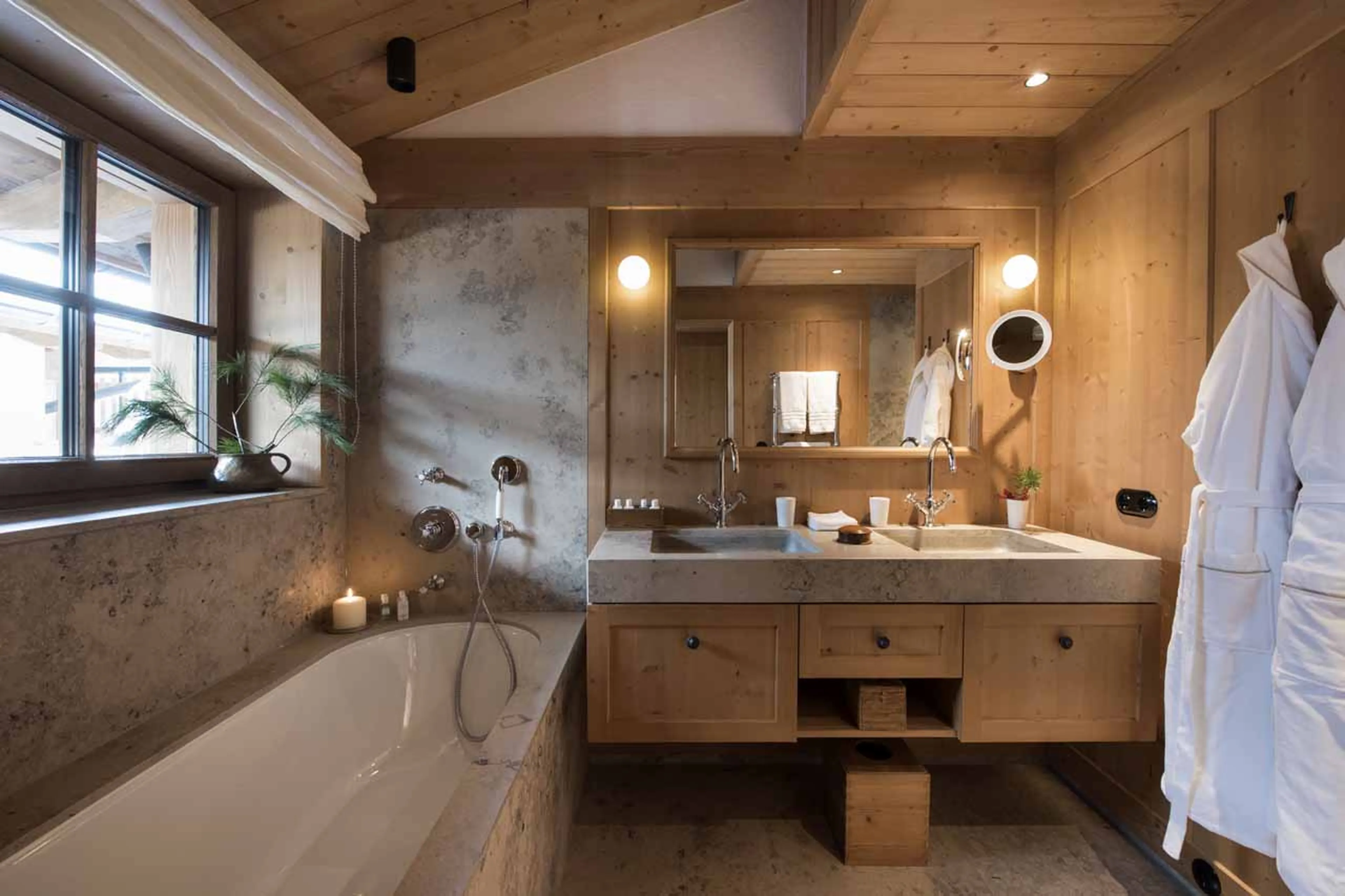 Bathroom four at Chalet Mimi in Lech