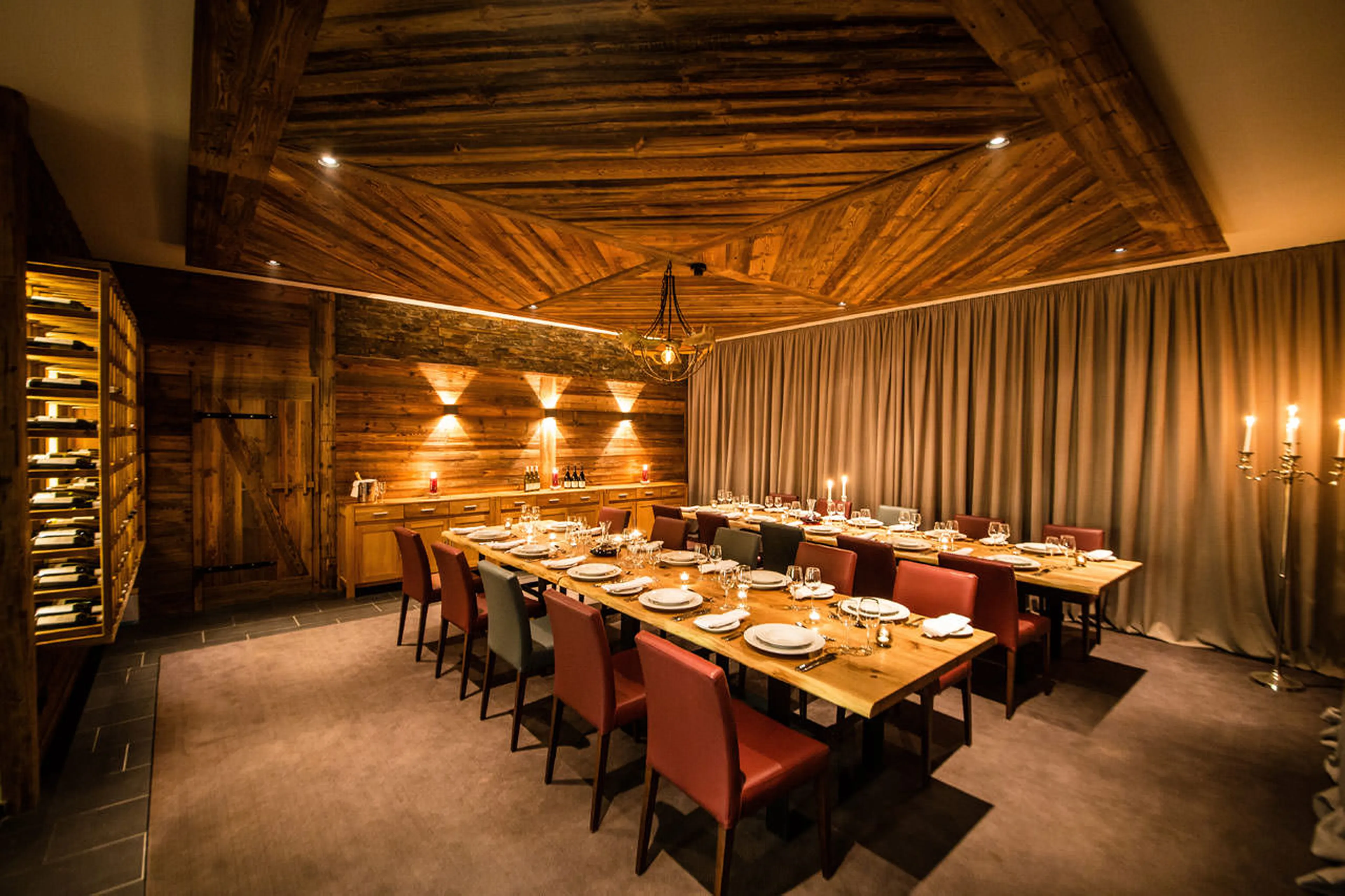 Dining room at Chalet Montfort in St Anton