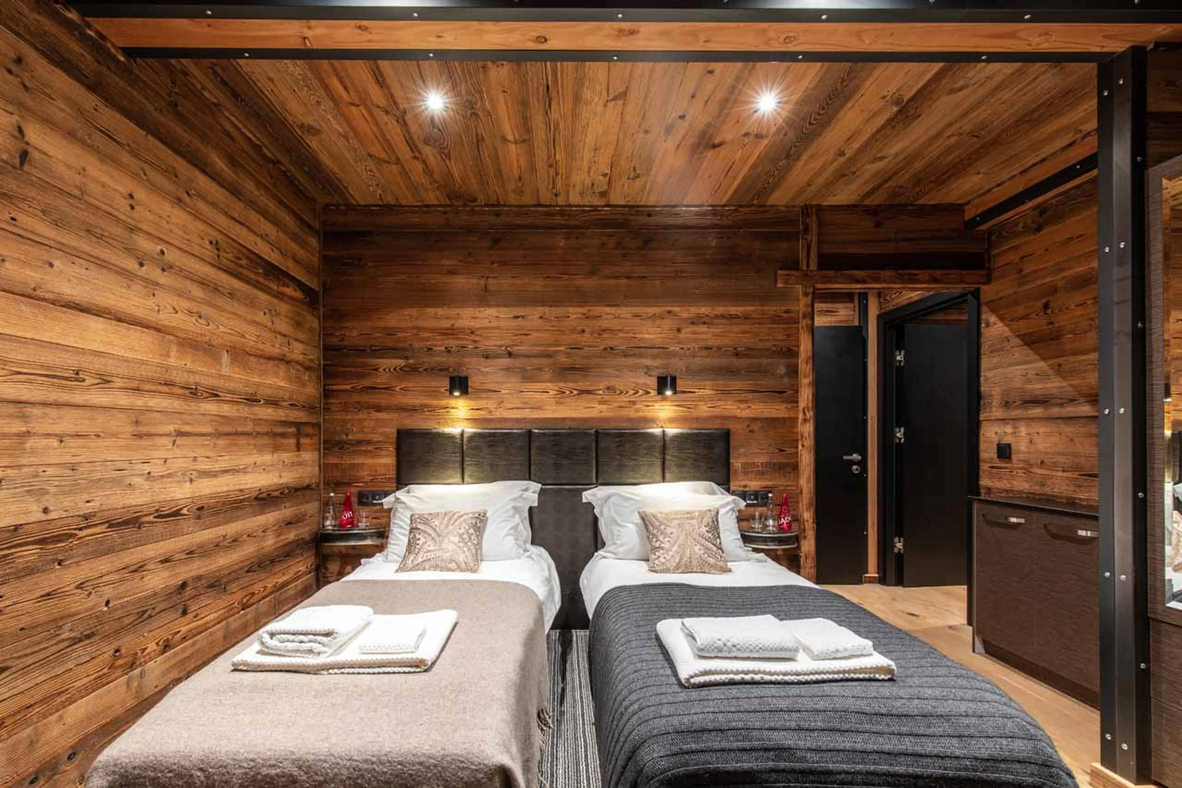 Bedroom three at Chalet Monts in Tignes