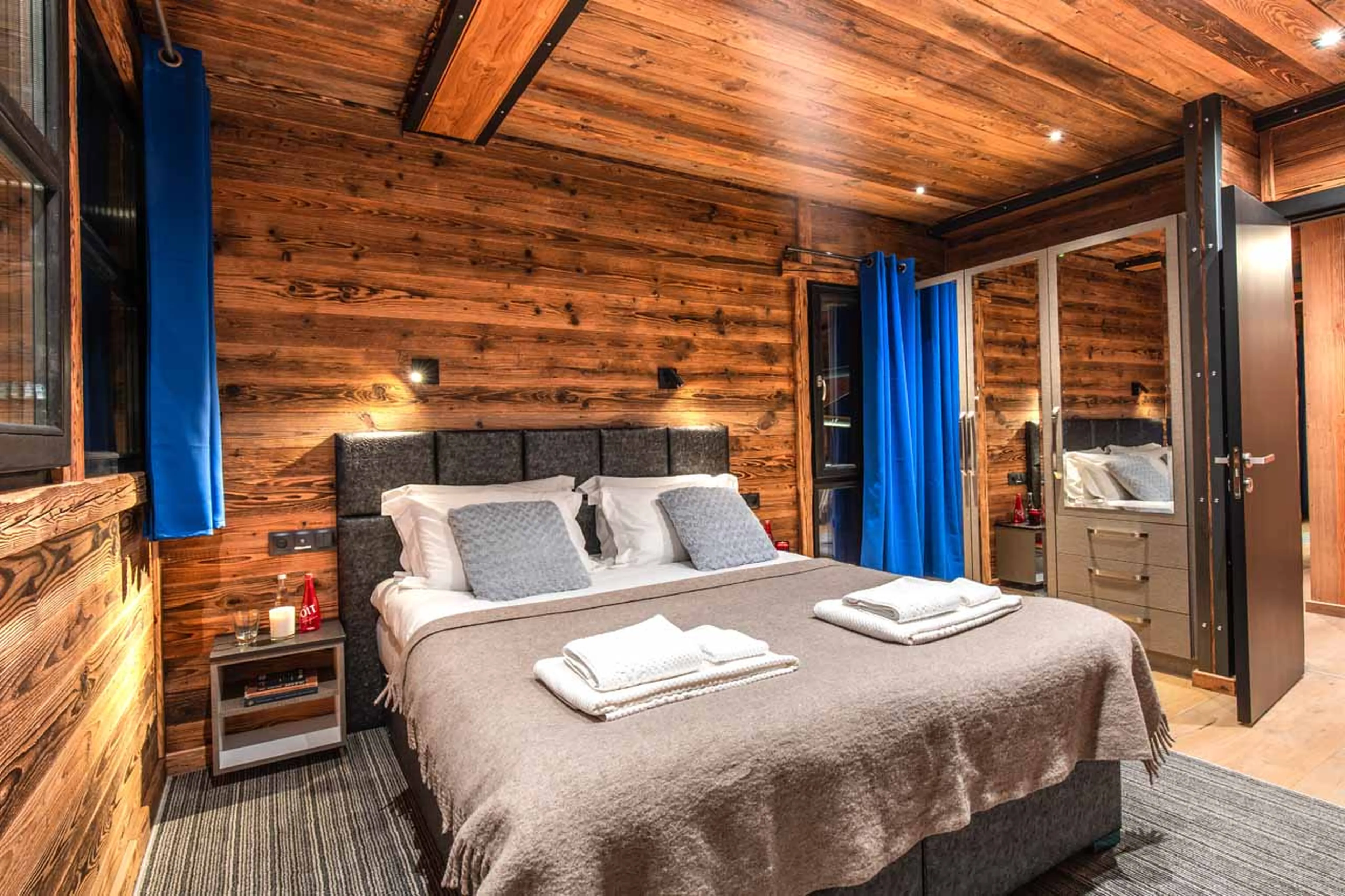 Bedroom five at Chalet Monts in Tignes
