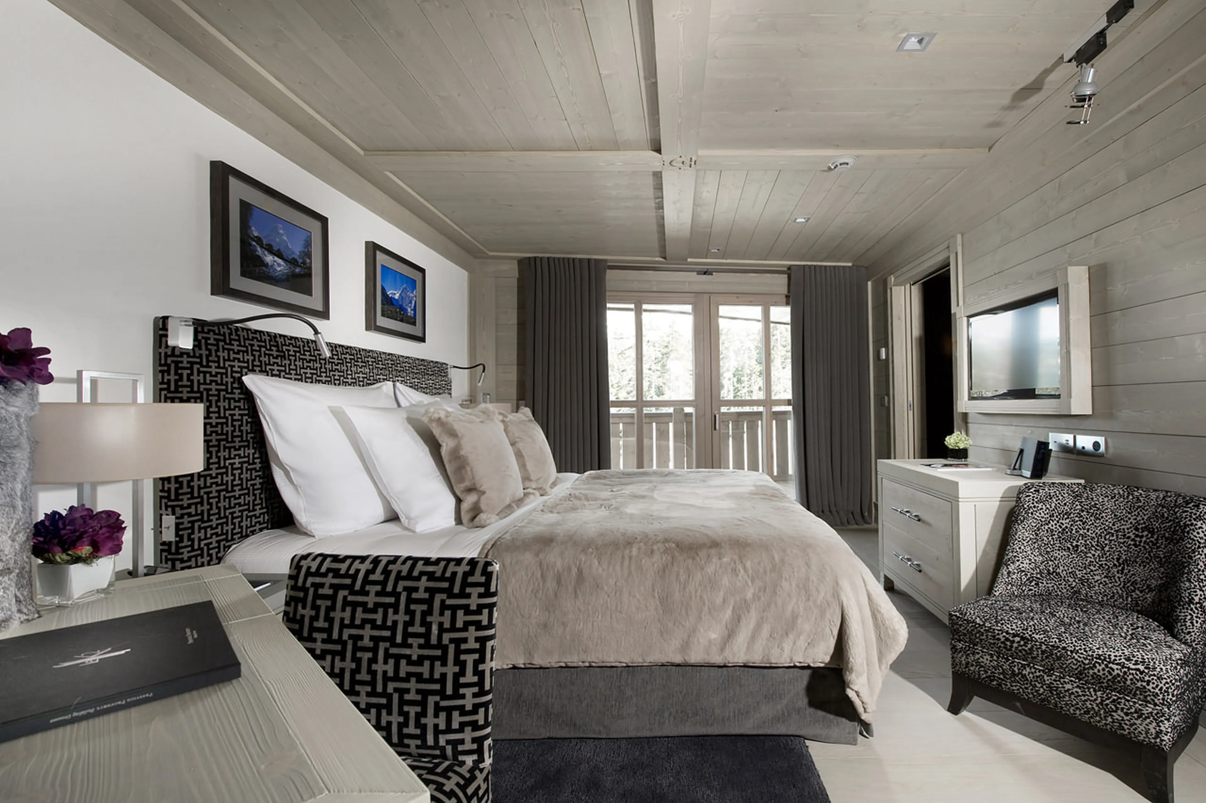 Bedroom two at Chalet Muztagh in Courchevel 1850