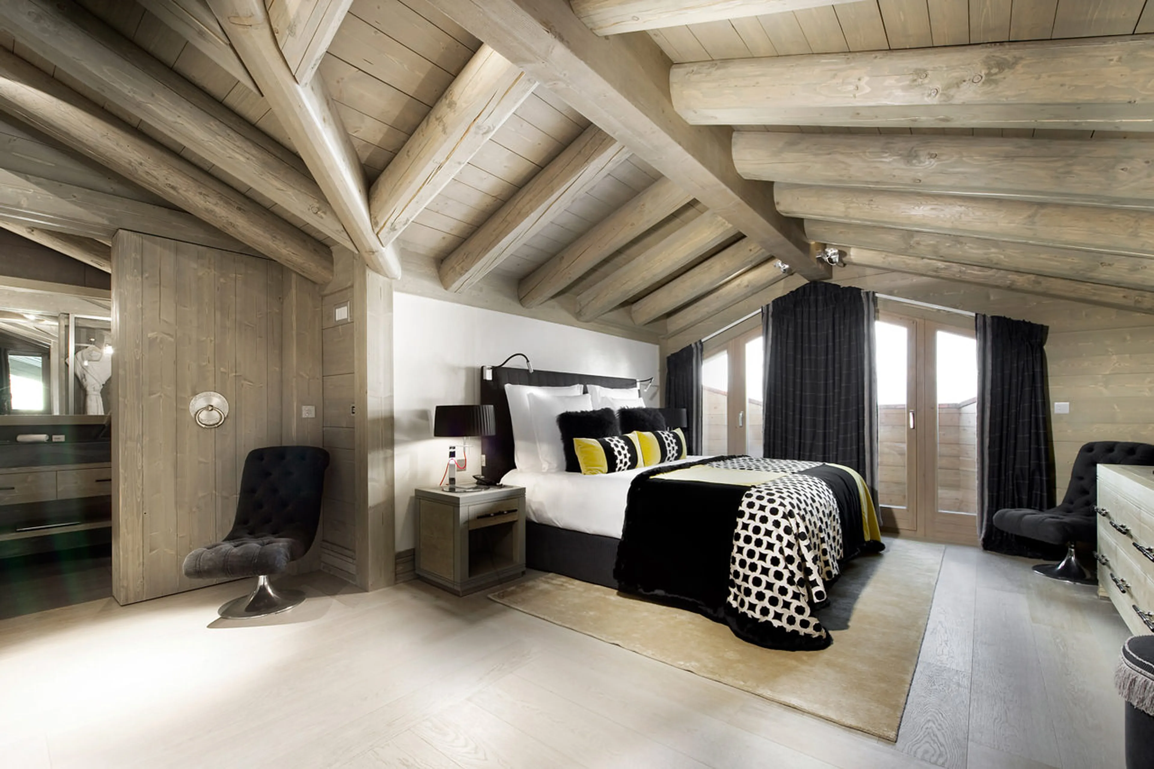 Bedroom five at Chalet Muztagh in Courchevel 1850