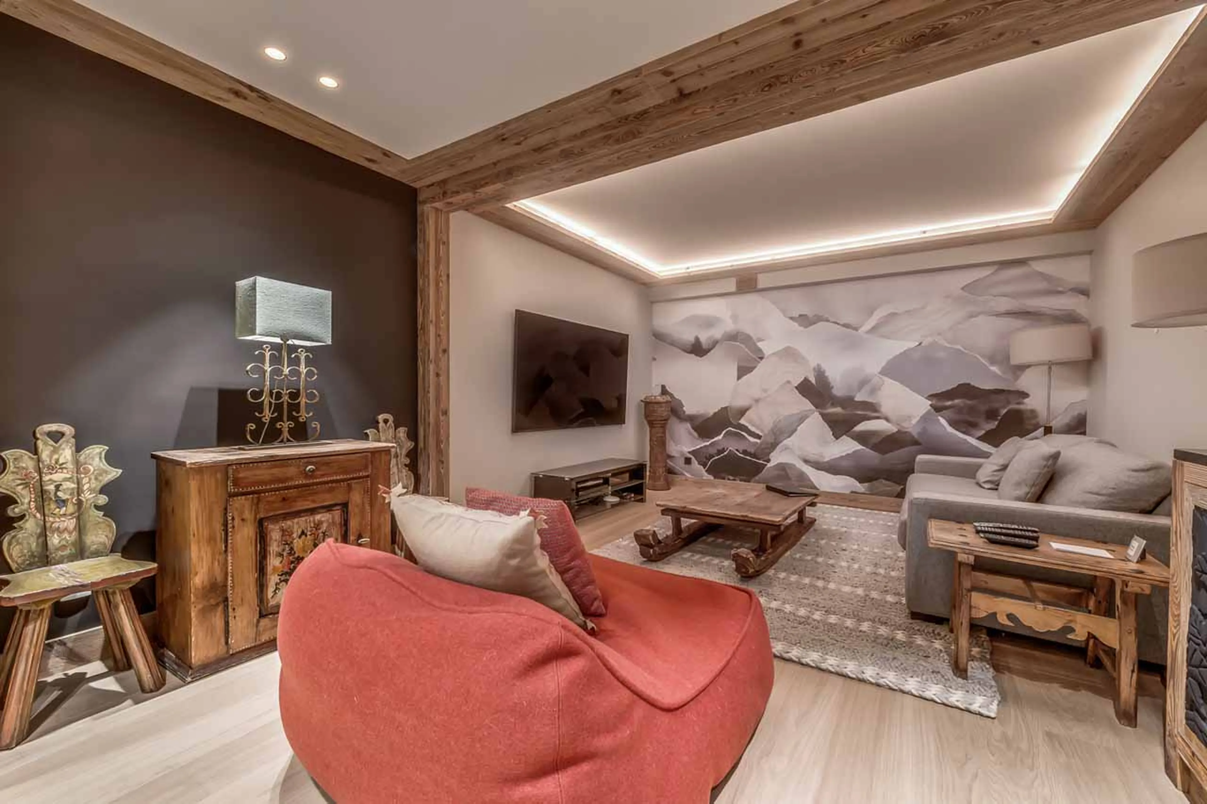 Snug at Chalet Le Namaste in Courchevel 1850