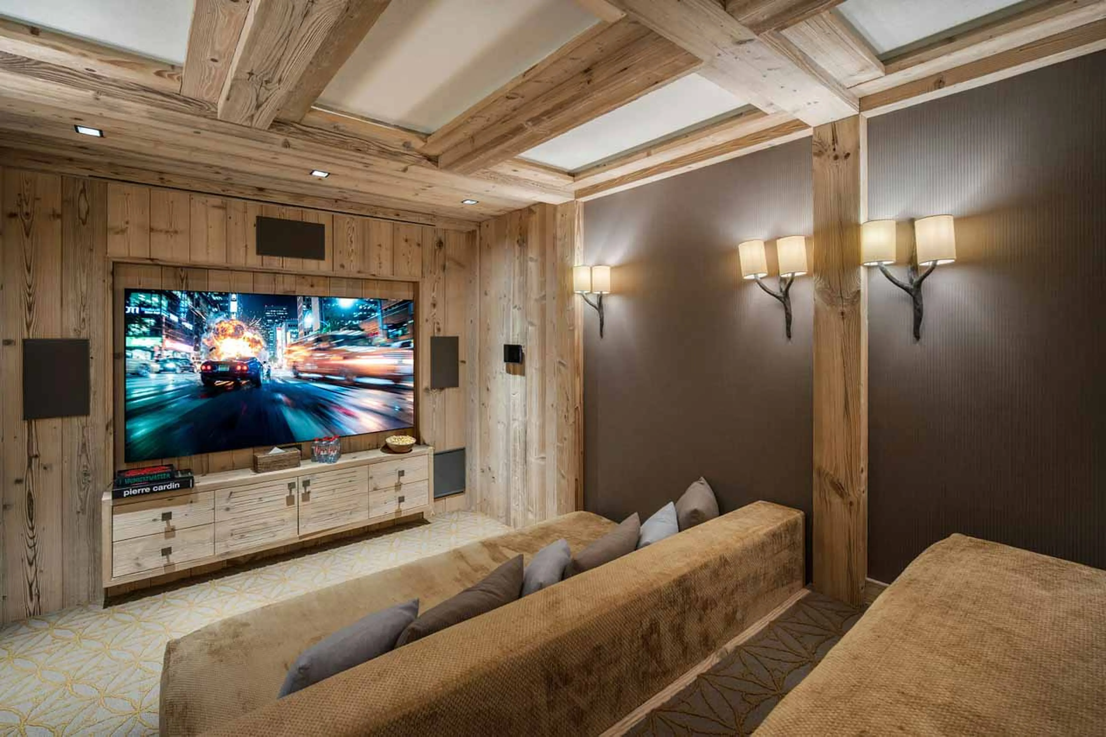 Cinema room in Chalet Nanuq in Courchevel 1850