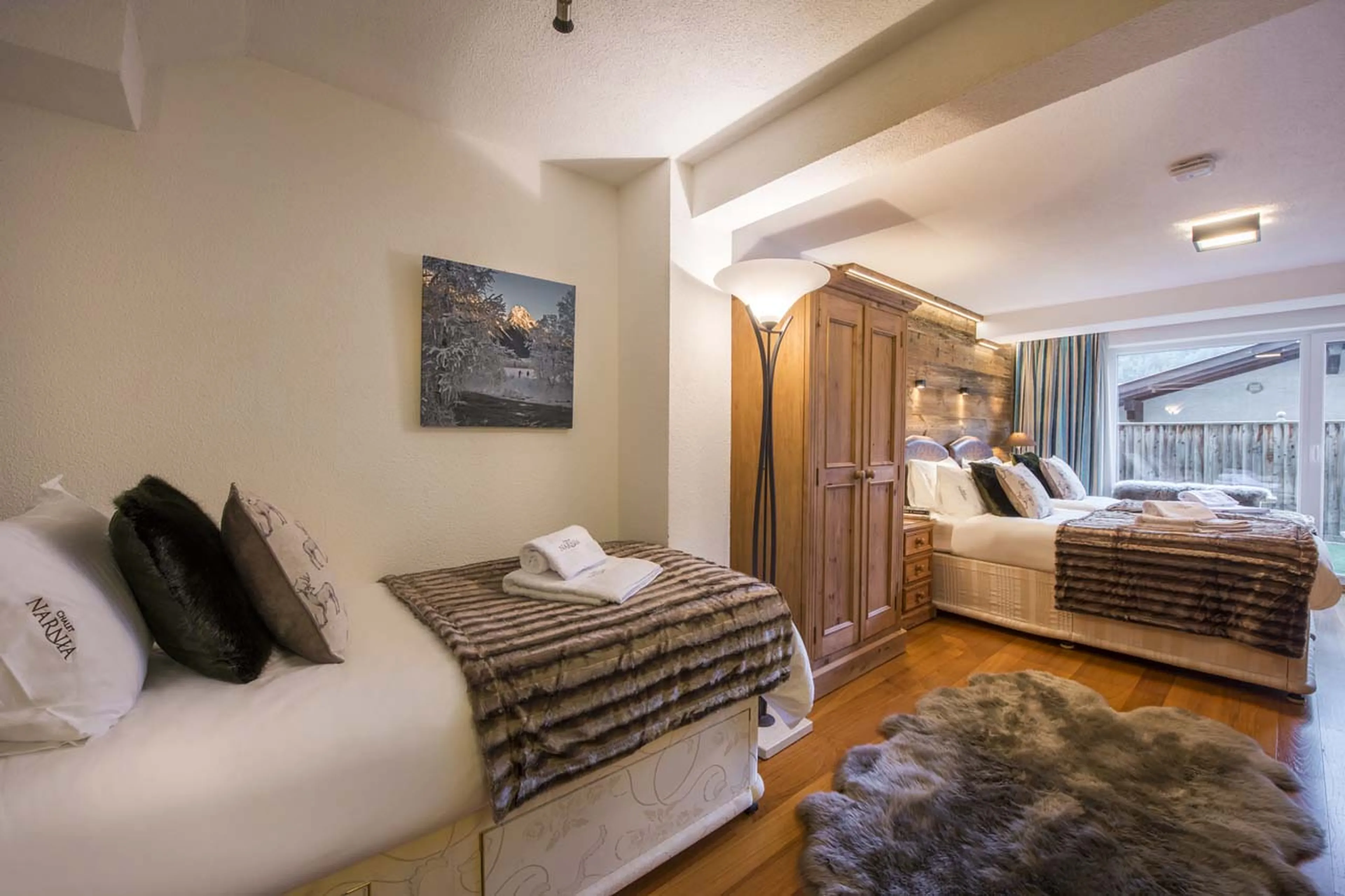 Bedroom five single bed at Chalet Narnia in St Anton