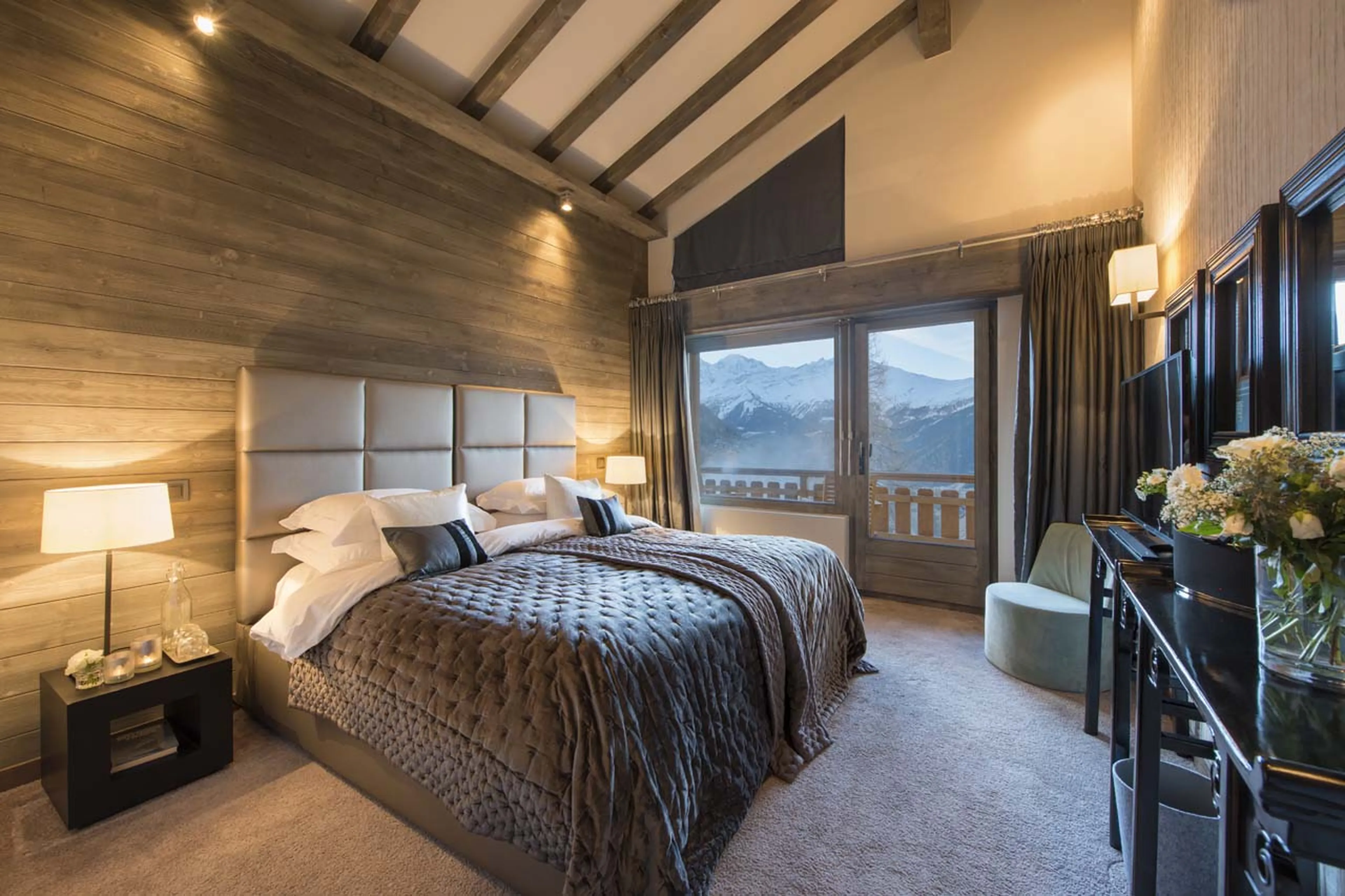 Bedroom nine at Chalet No 14 in Verbier