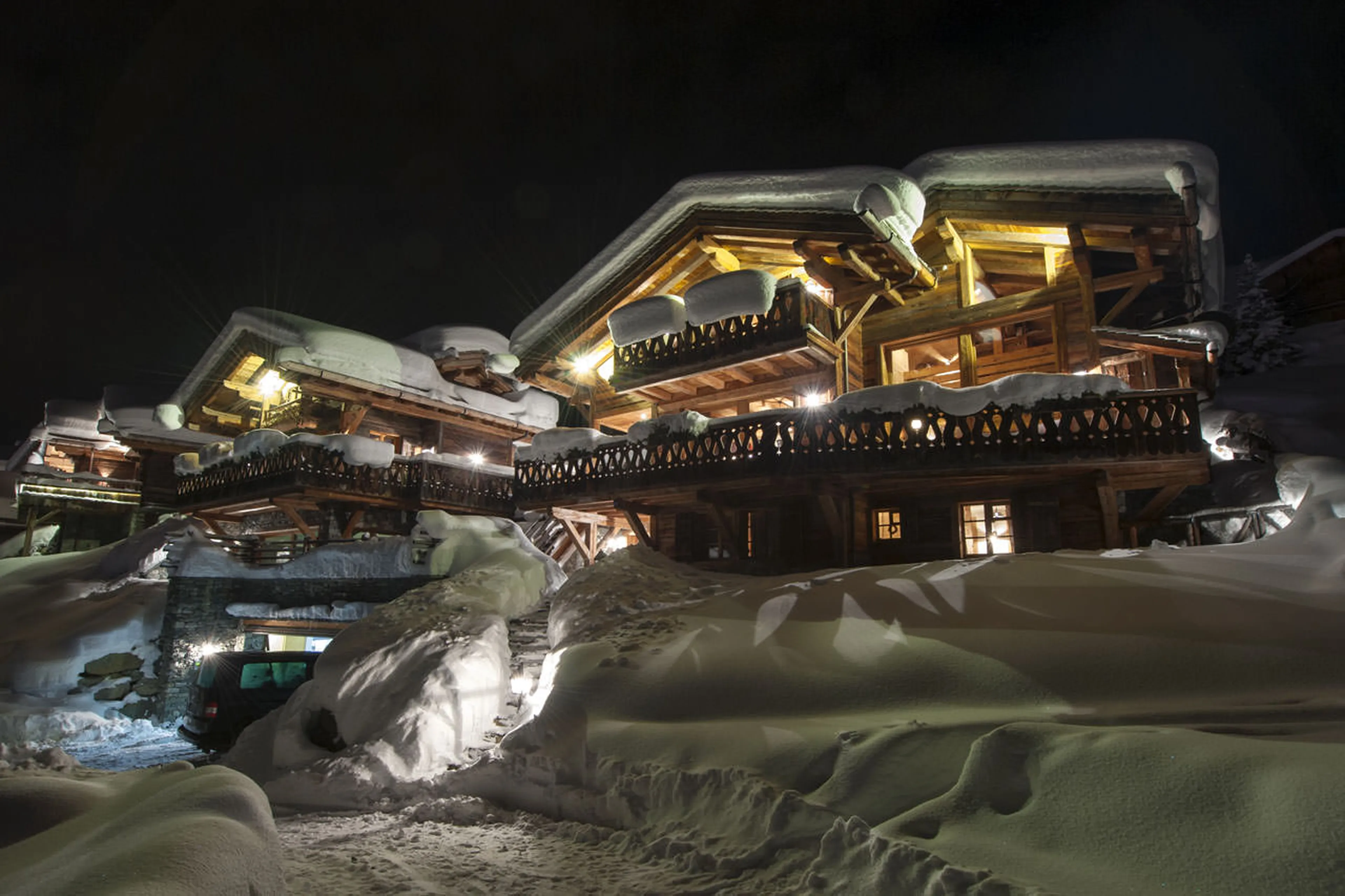 Exterior at night of Chalet Nyumba in Verbier