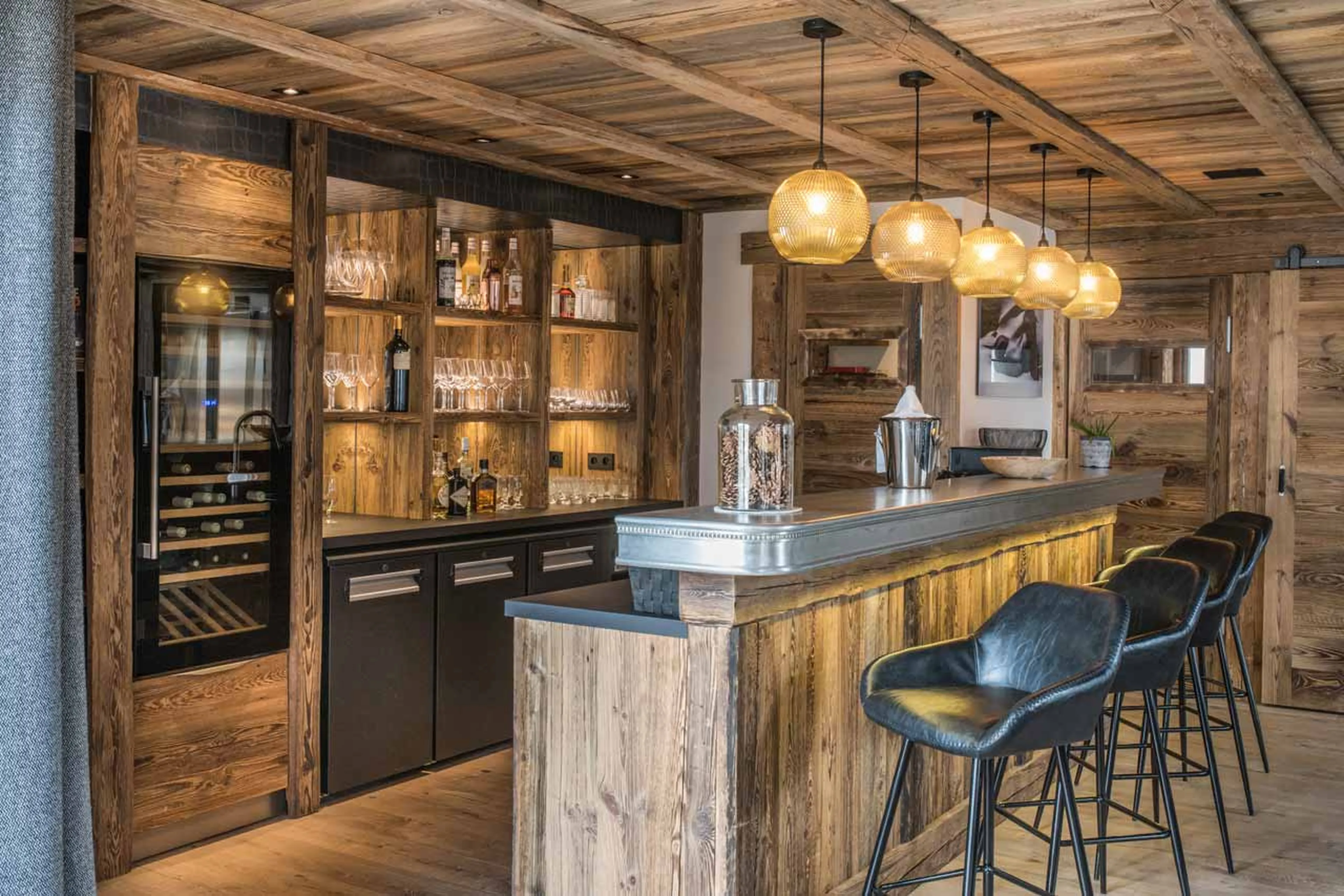 Bar at Chalet O Valala in Val d'Isere