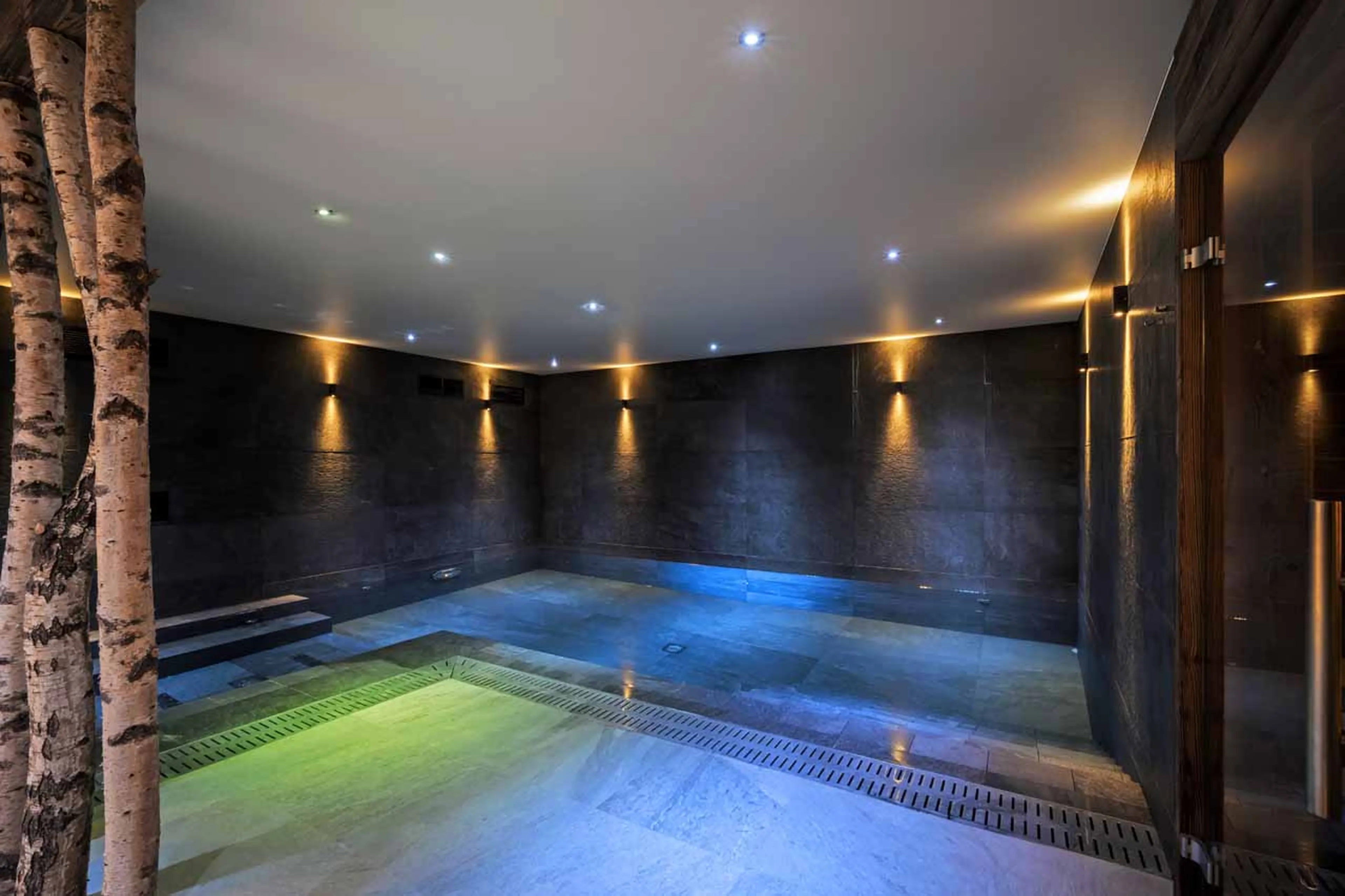 Spa pool at Chalet Oly in Val d'Isere