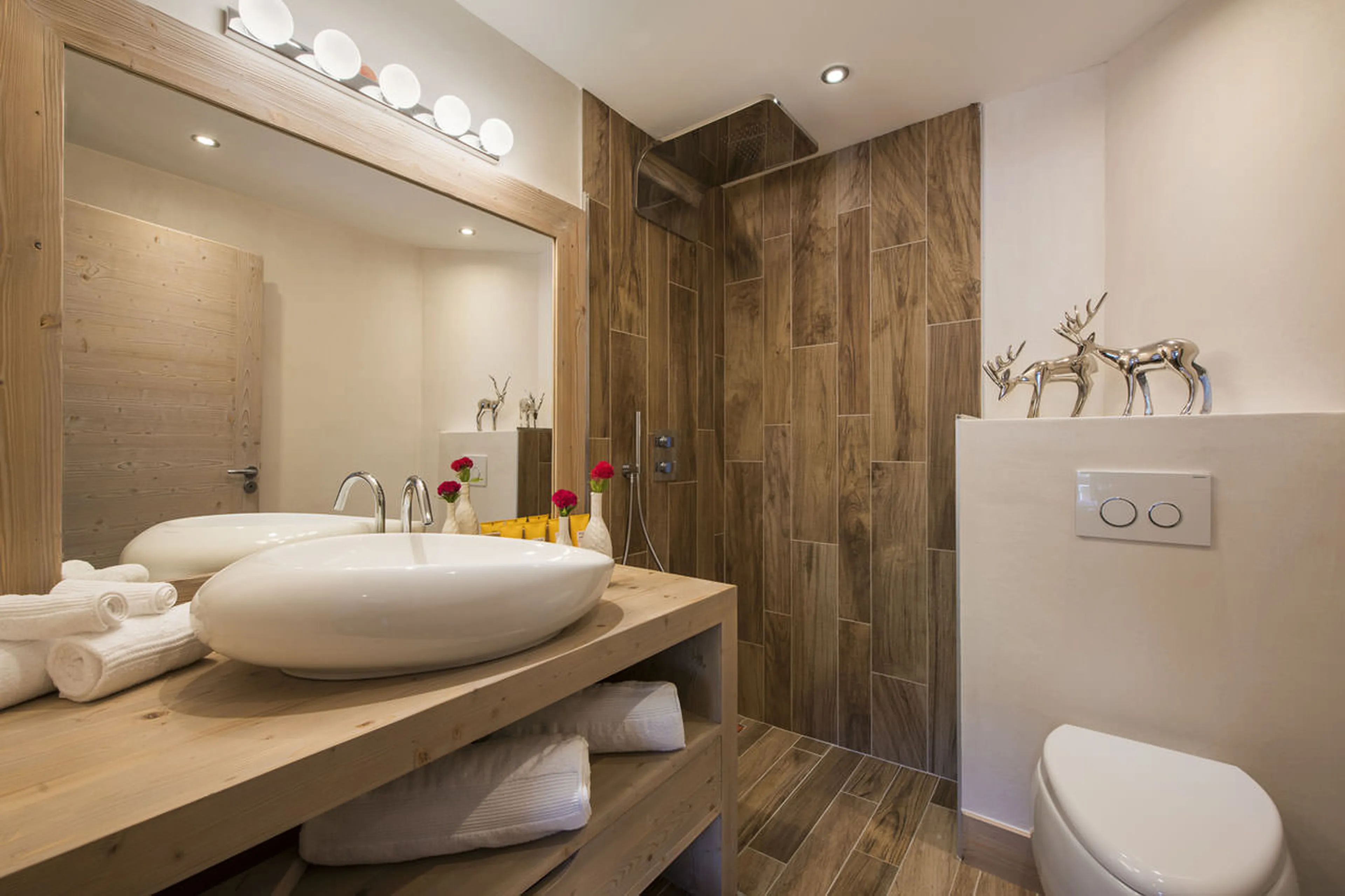 Shower room four at Chalet Opale in Tignes