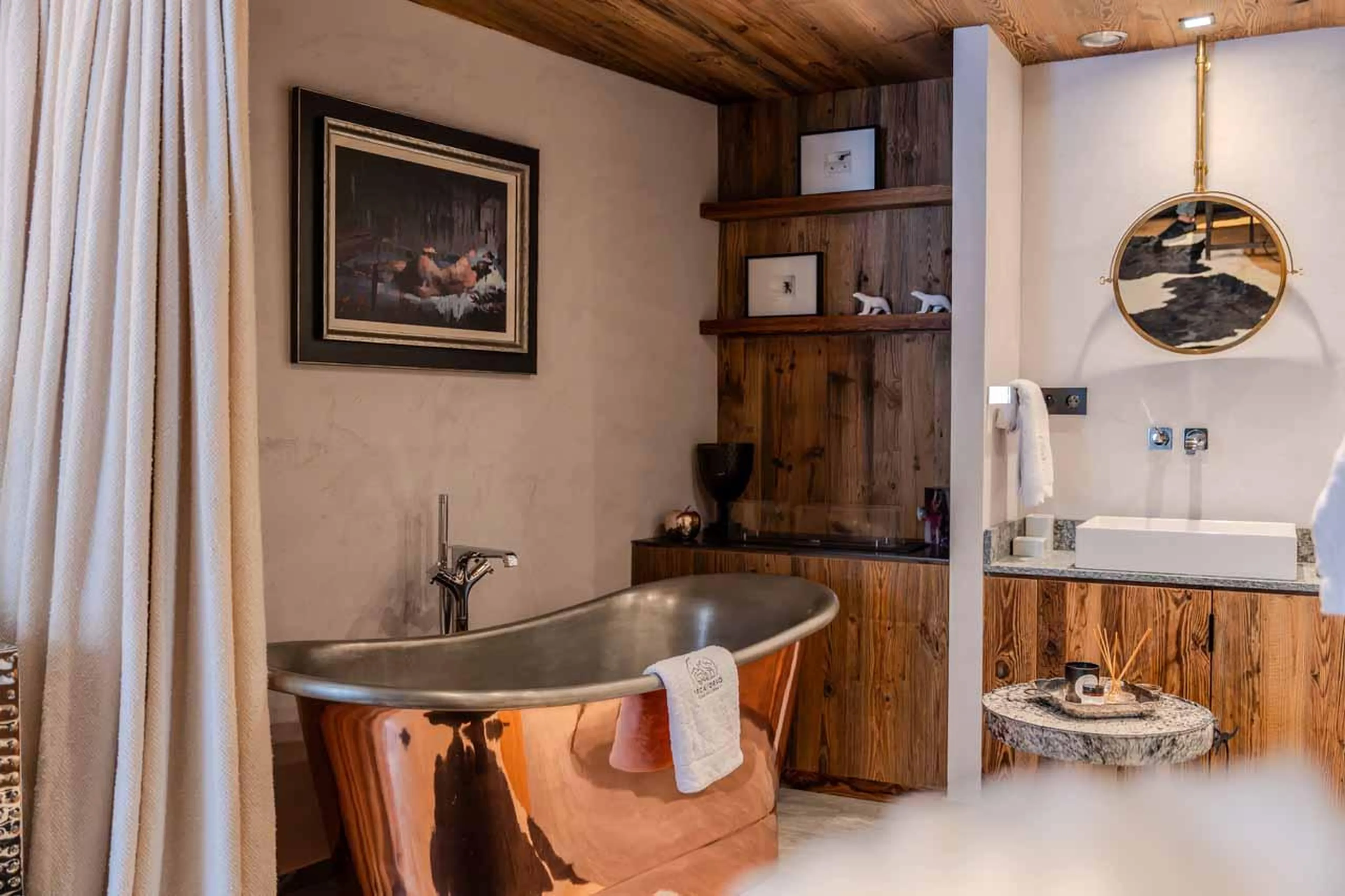 En-suite bathroom at Chalet Orca in Val d'Isere