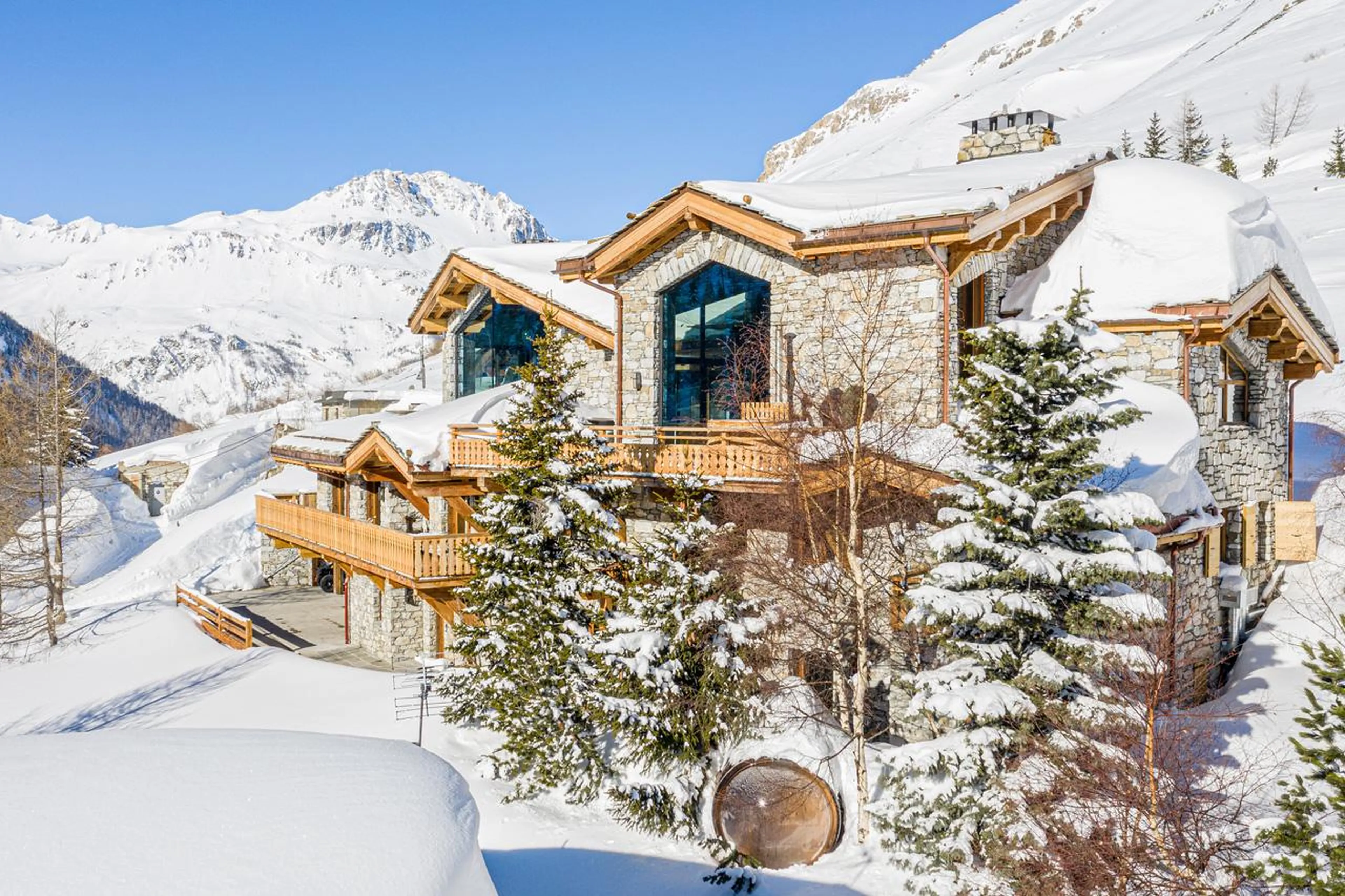 Exterior of Chalet Orca in Val d'Isere
