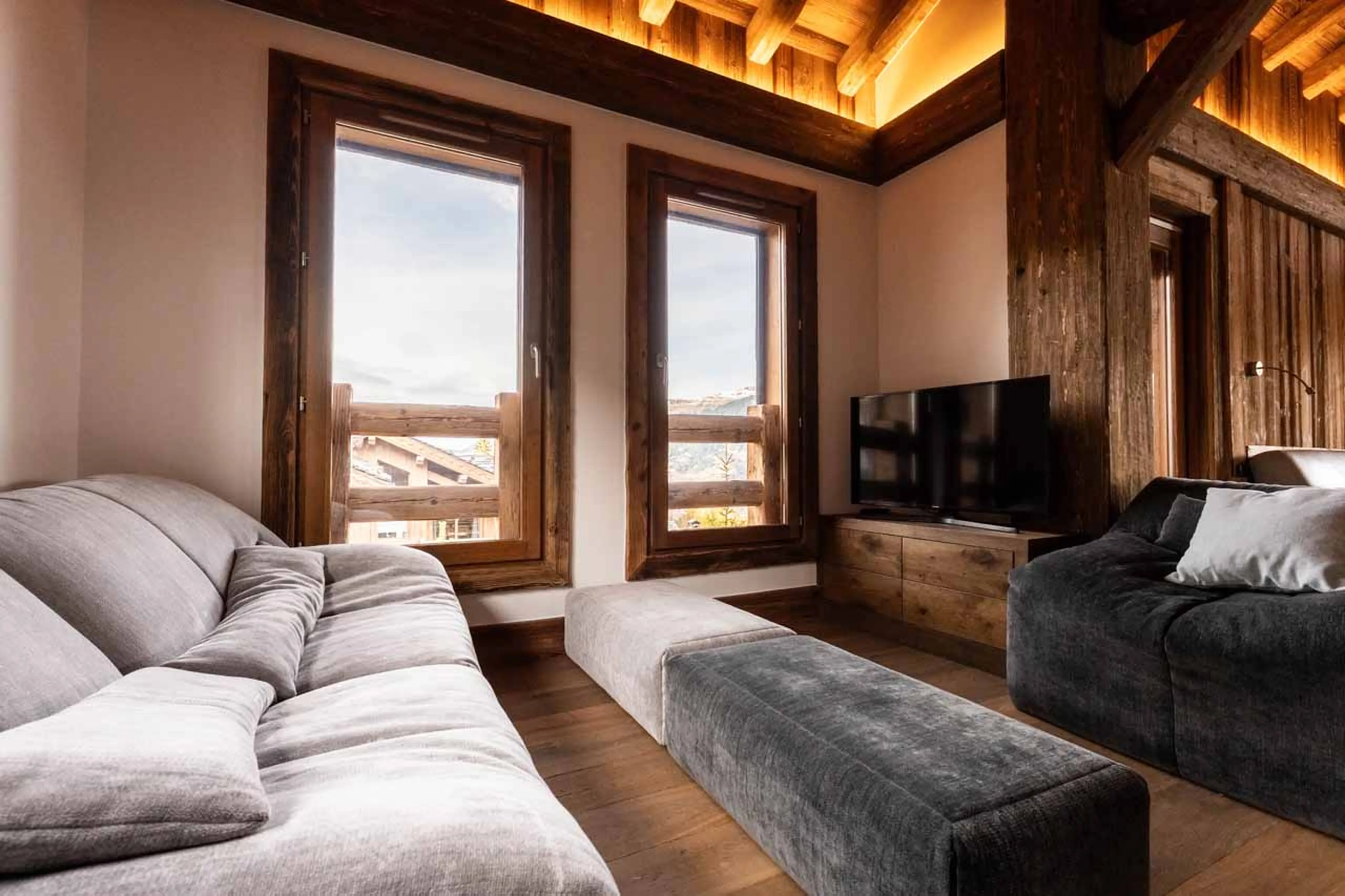 TV nook at Chalet Orrana in Courchevel 1550
