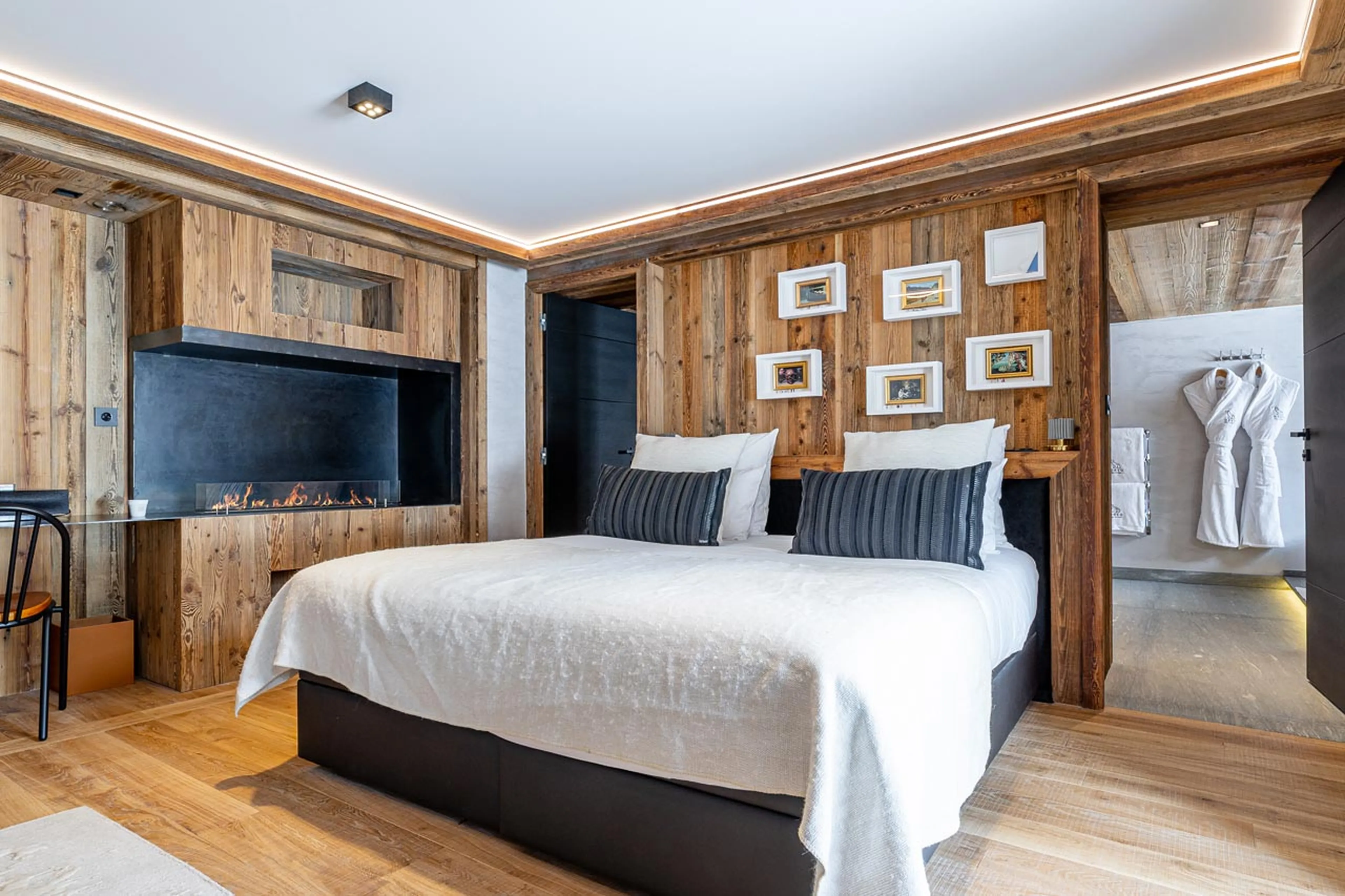 Bedroom ten at Chalet Les Ours in Val d'Isere