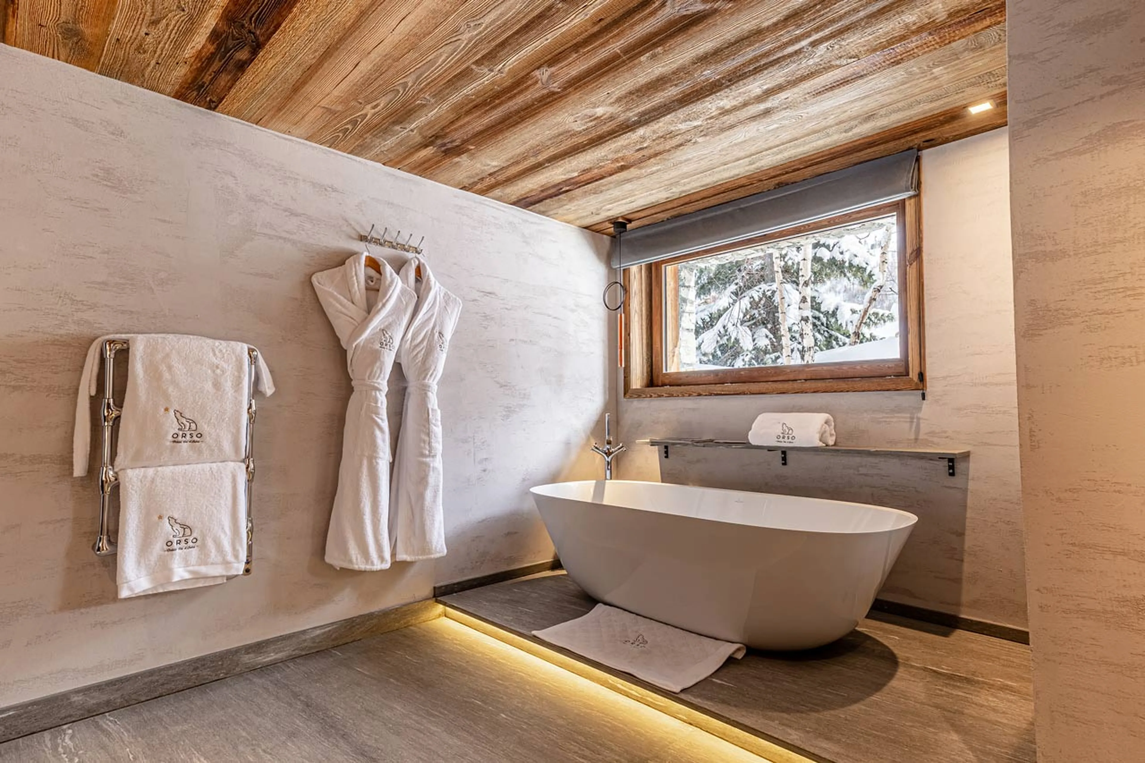 Bathroom ten at Chalet Les Ours in Val d'Isere
