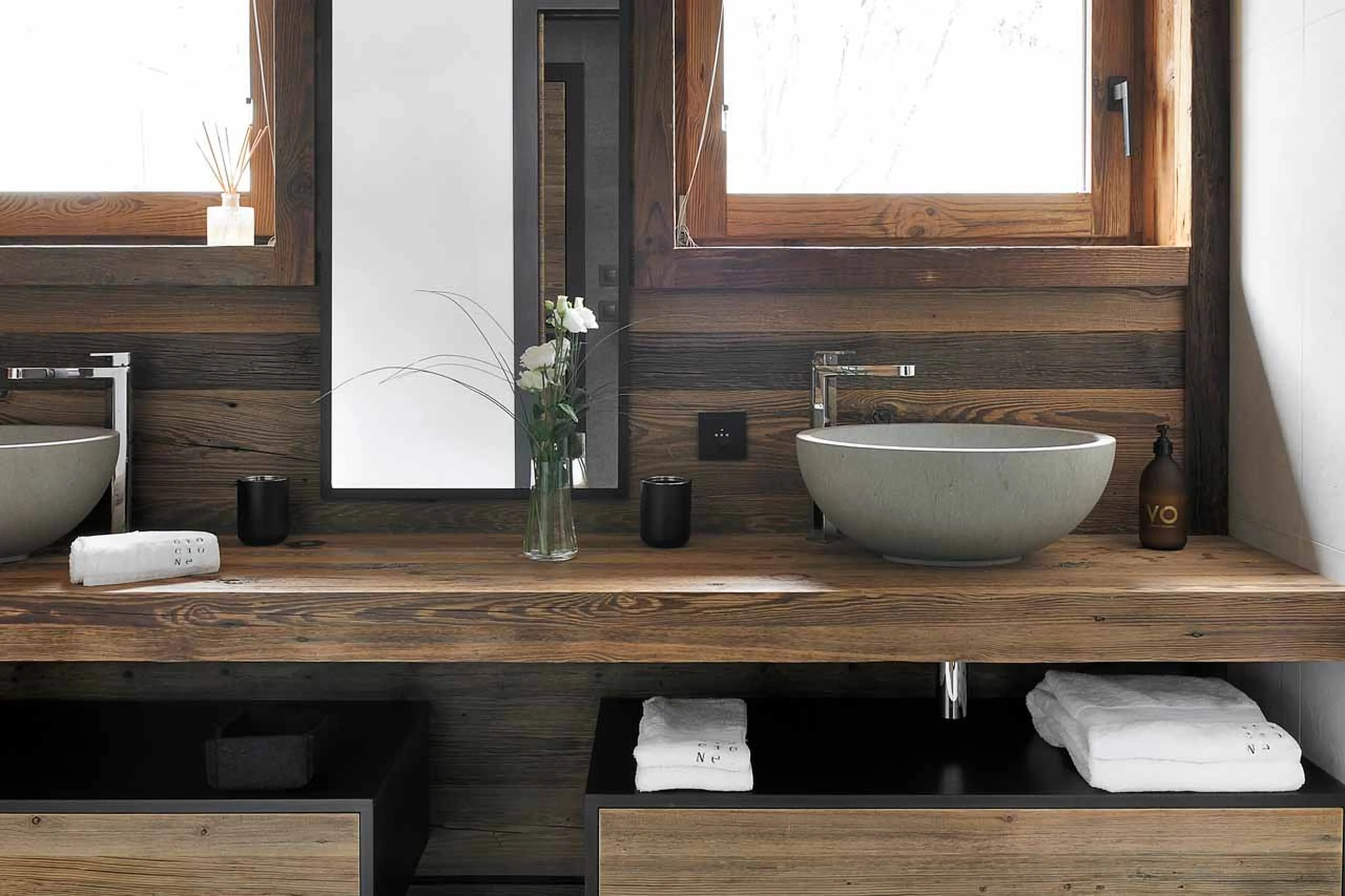 Bathroom two at Chalet Otoctone in Megeve