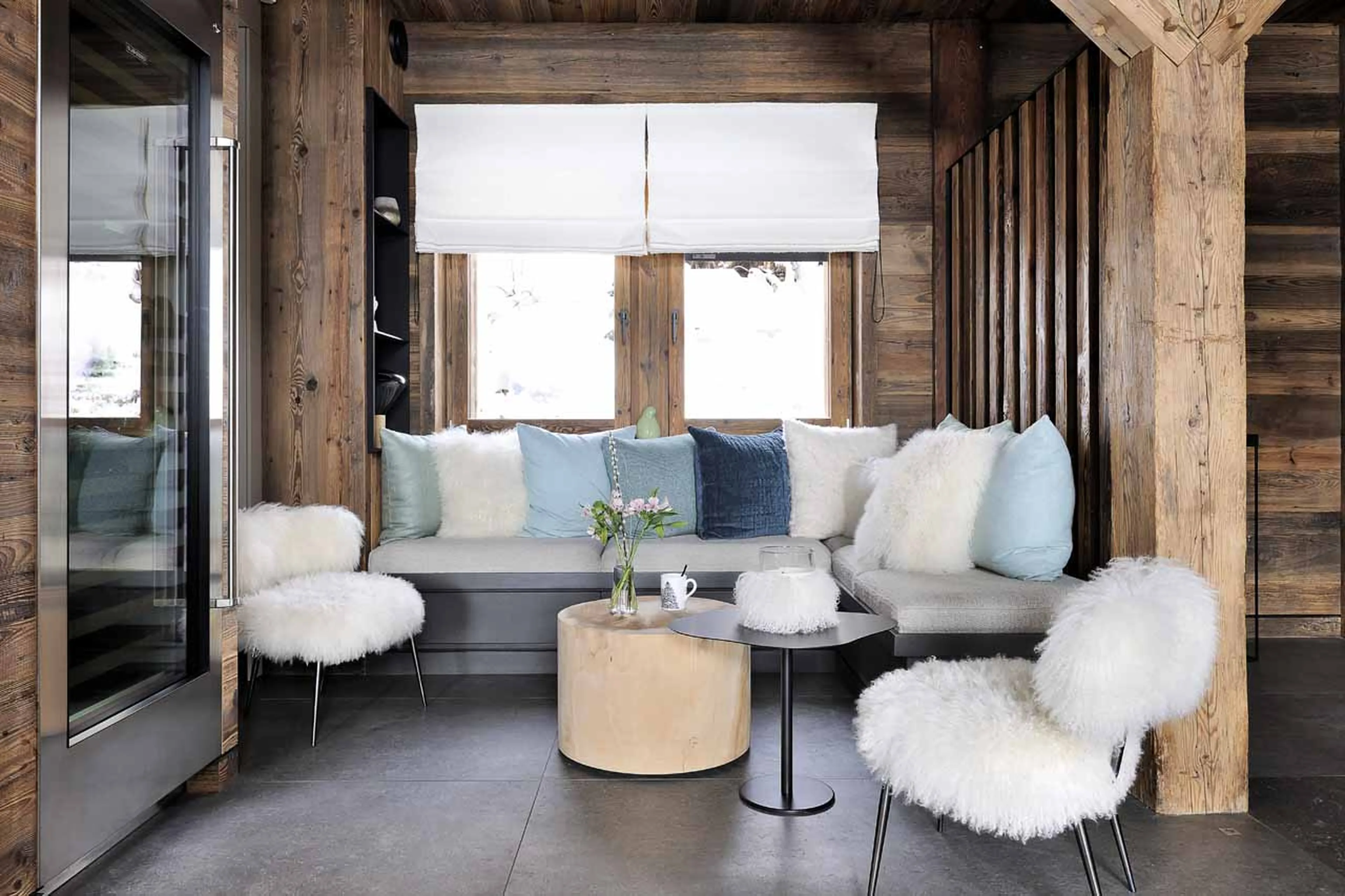 Coffee area at Chalet Otoctone in Megeve