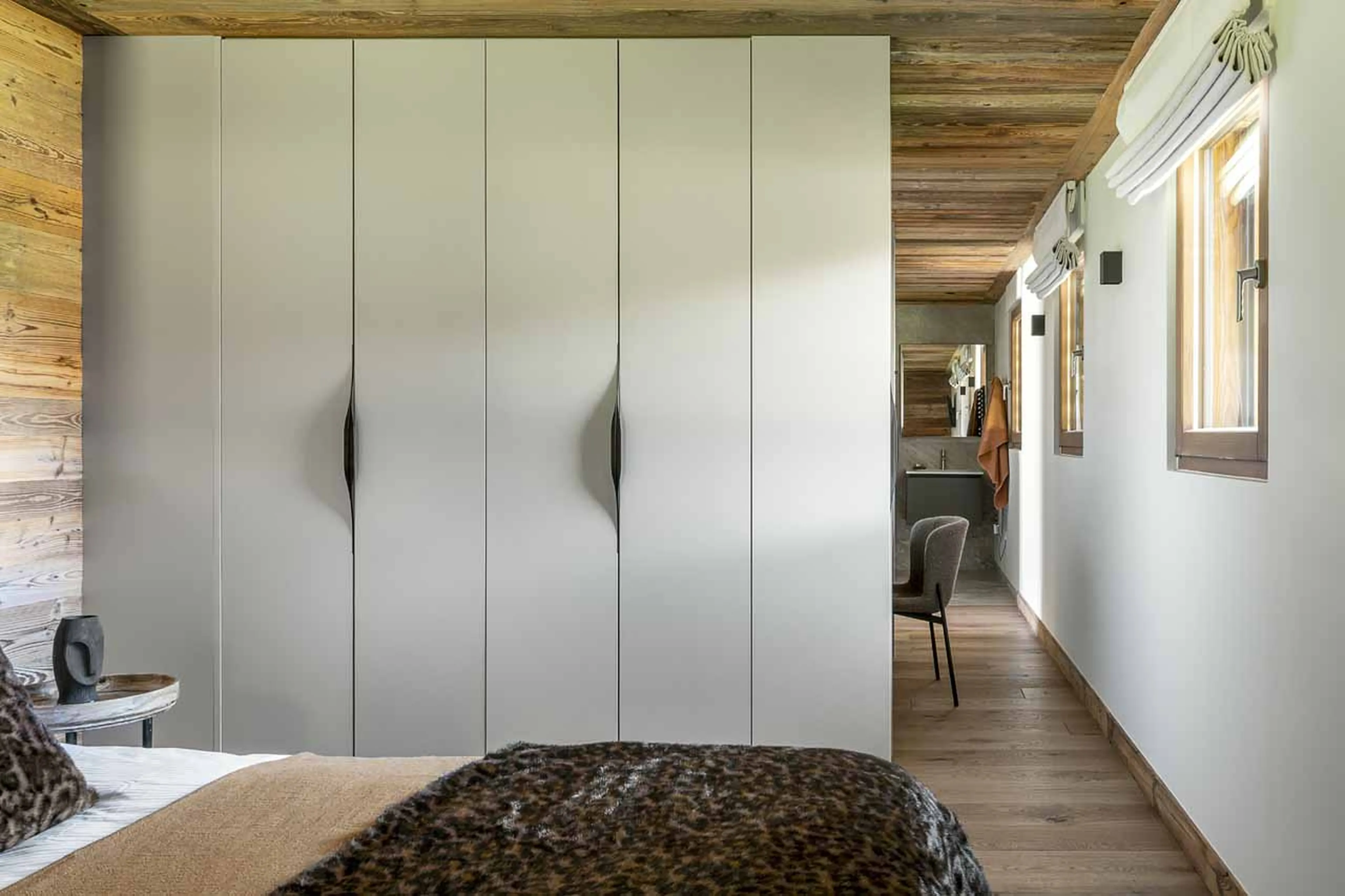 Bedroom 4 wardrobe at Chalet Patagonia in Chamonix