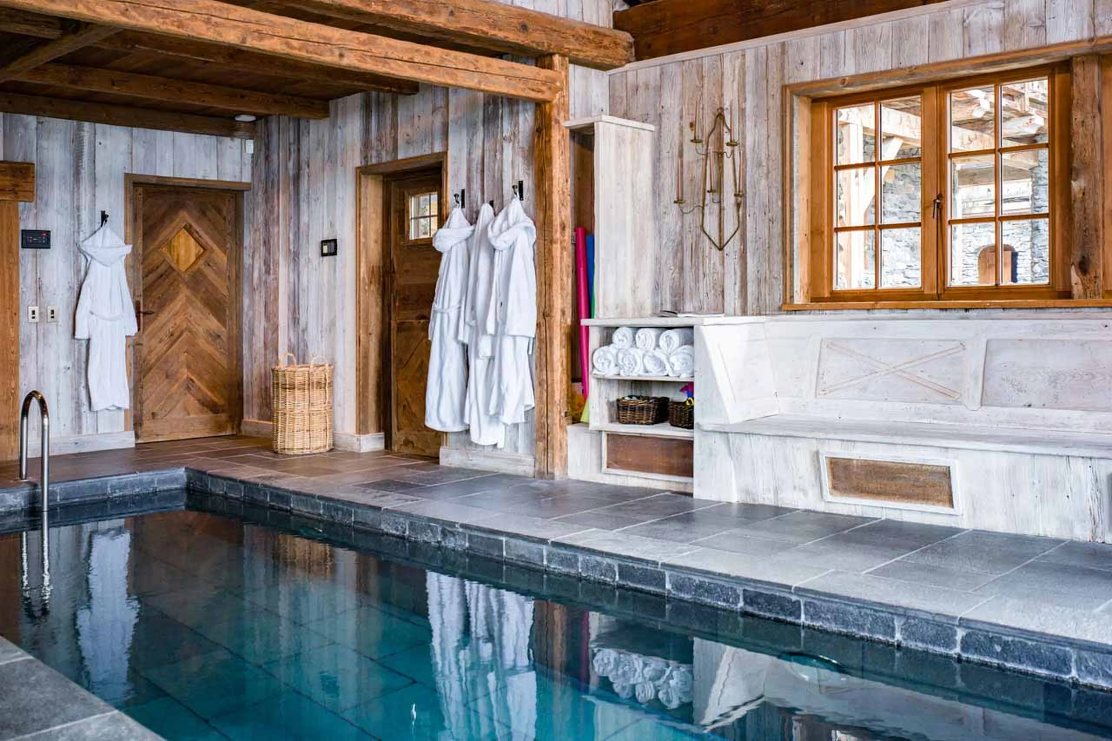 Indoor pool at Chalet Pelerin in Le Miroir