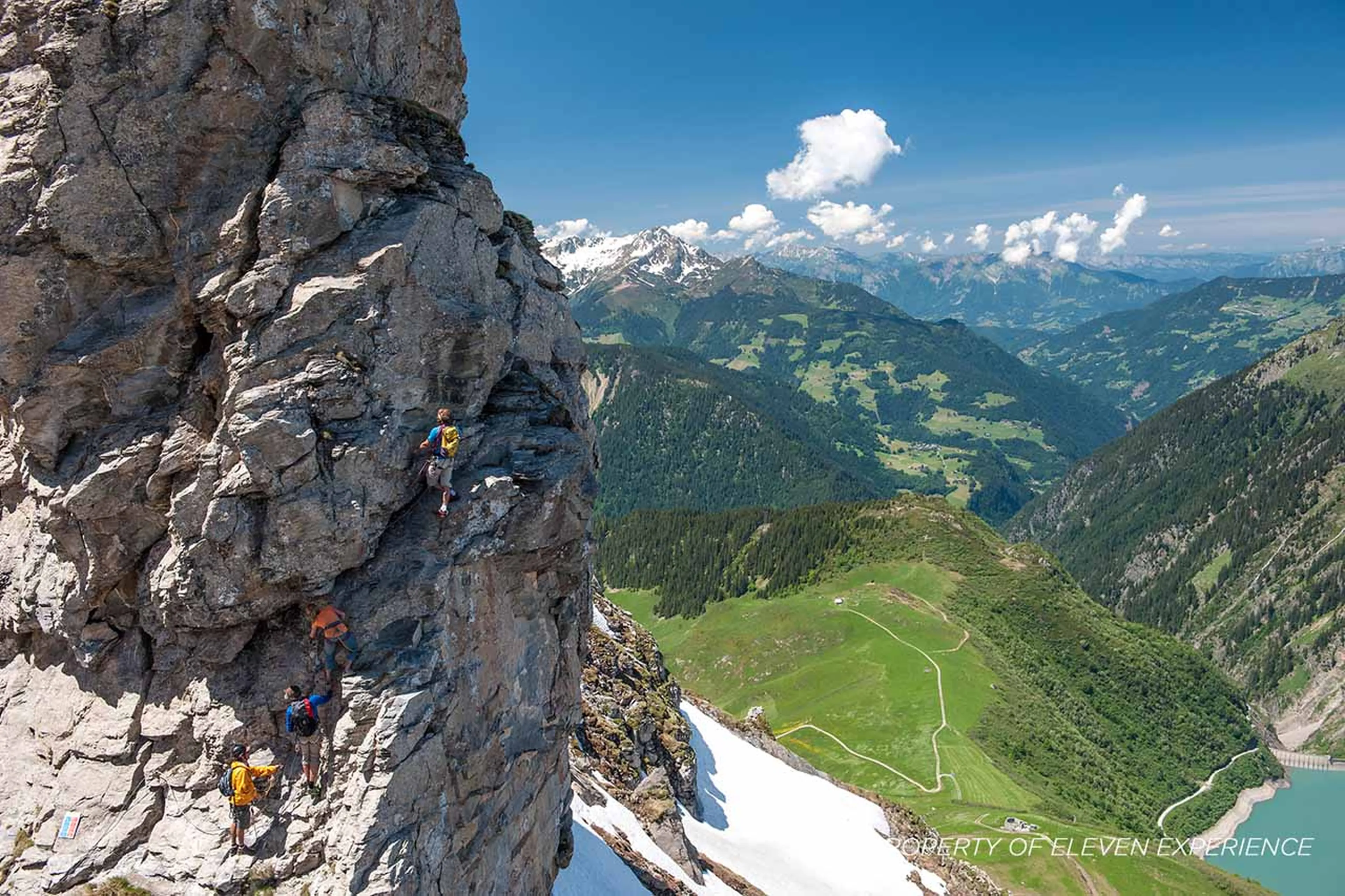 Rock climbing in Le Miroir in summer