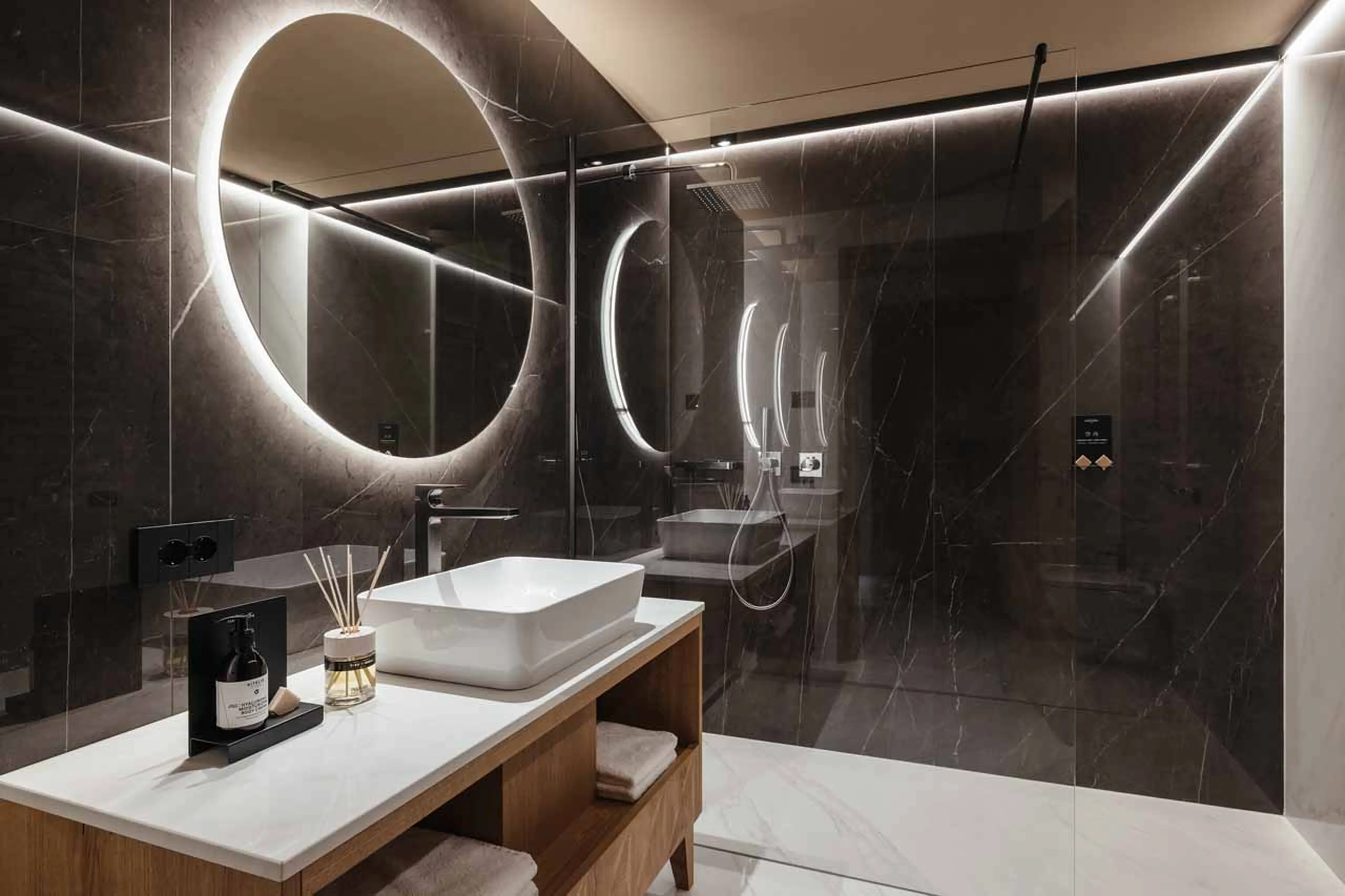 Shower room three at Chalet Pescosta in Kronplatz