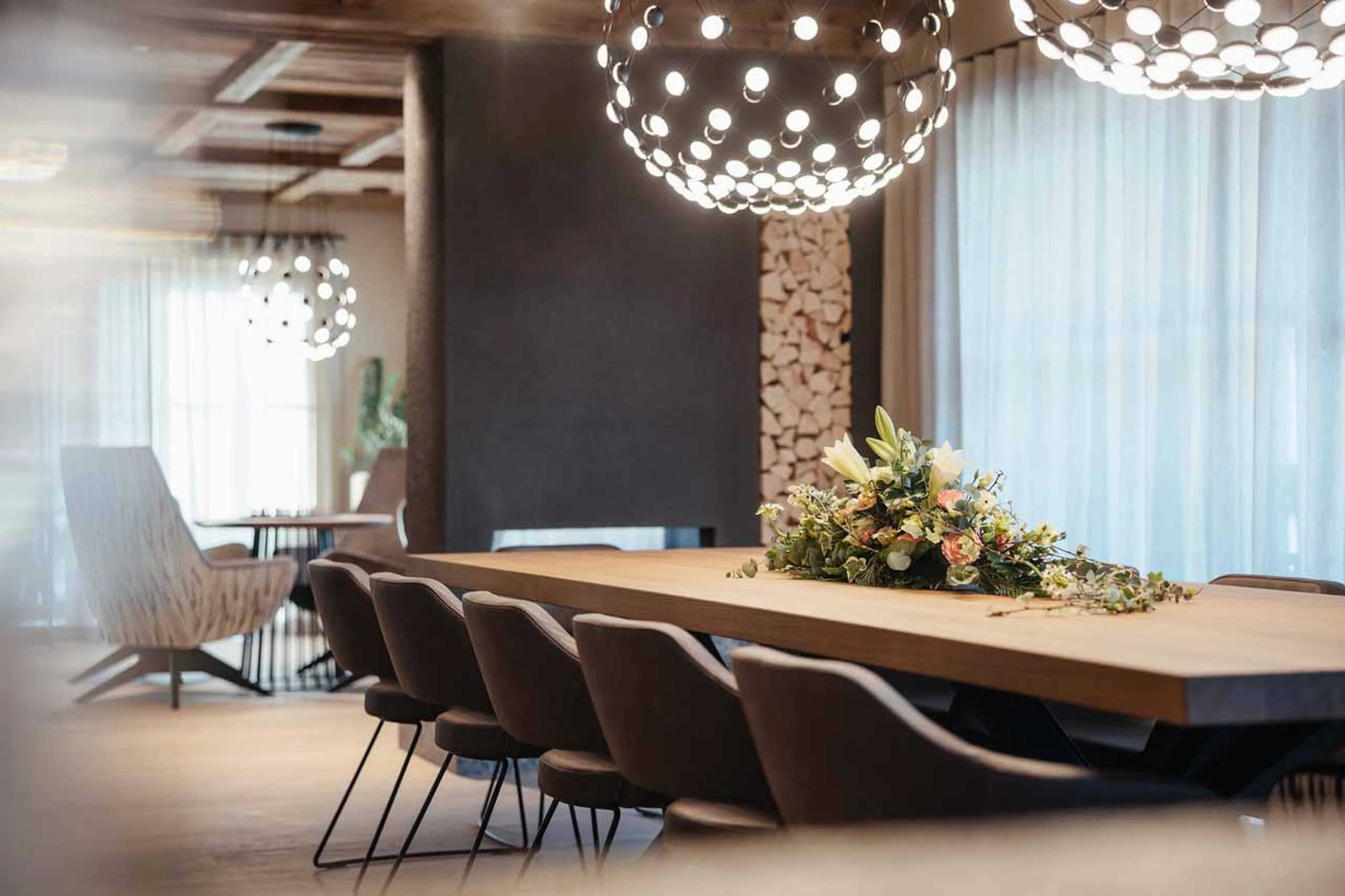 Dining table at Chalet Pescosta in Kronplatz