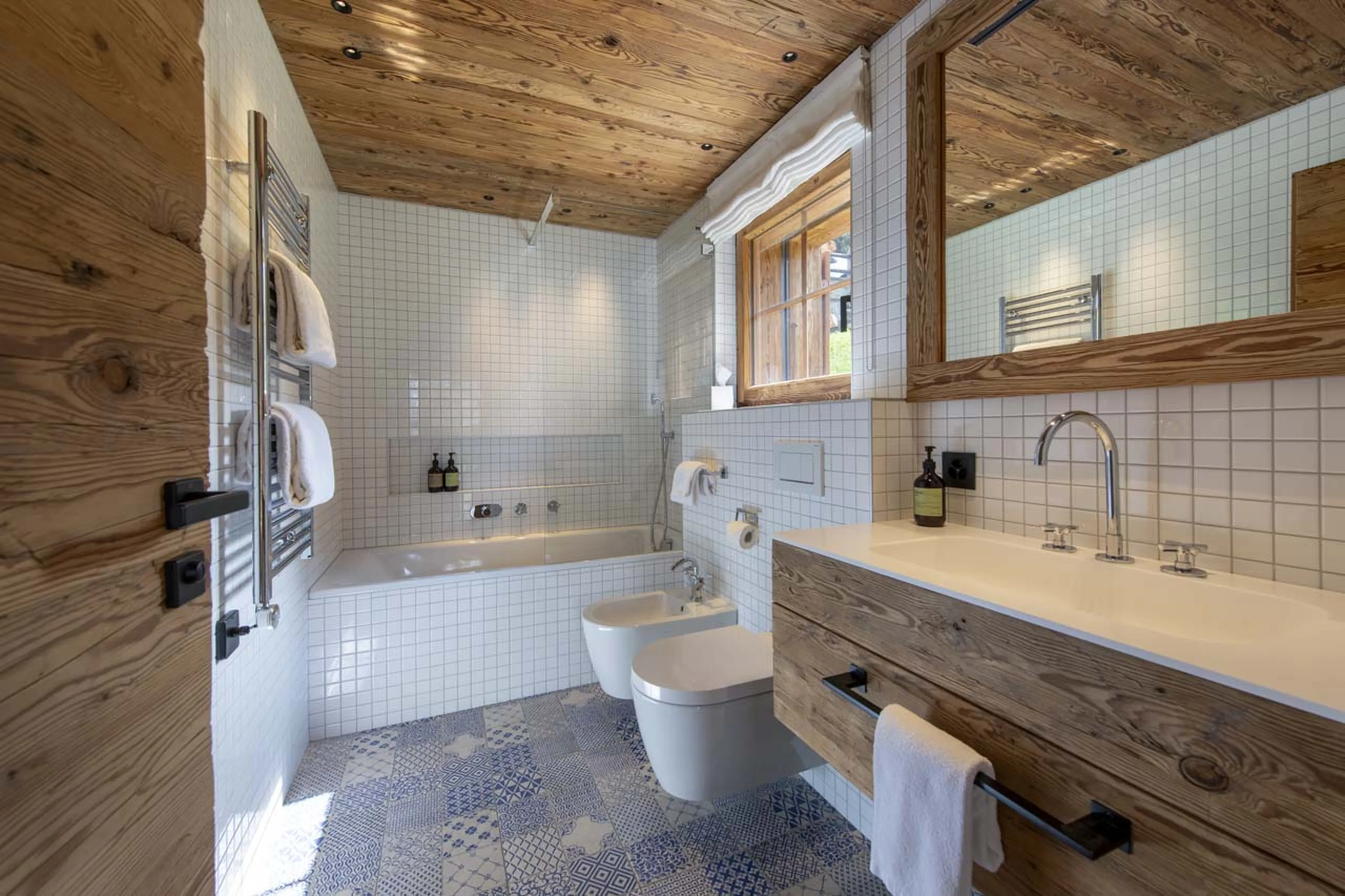 Bathroom four at Chalet Peter Pan in Verbier