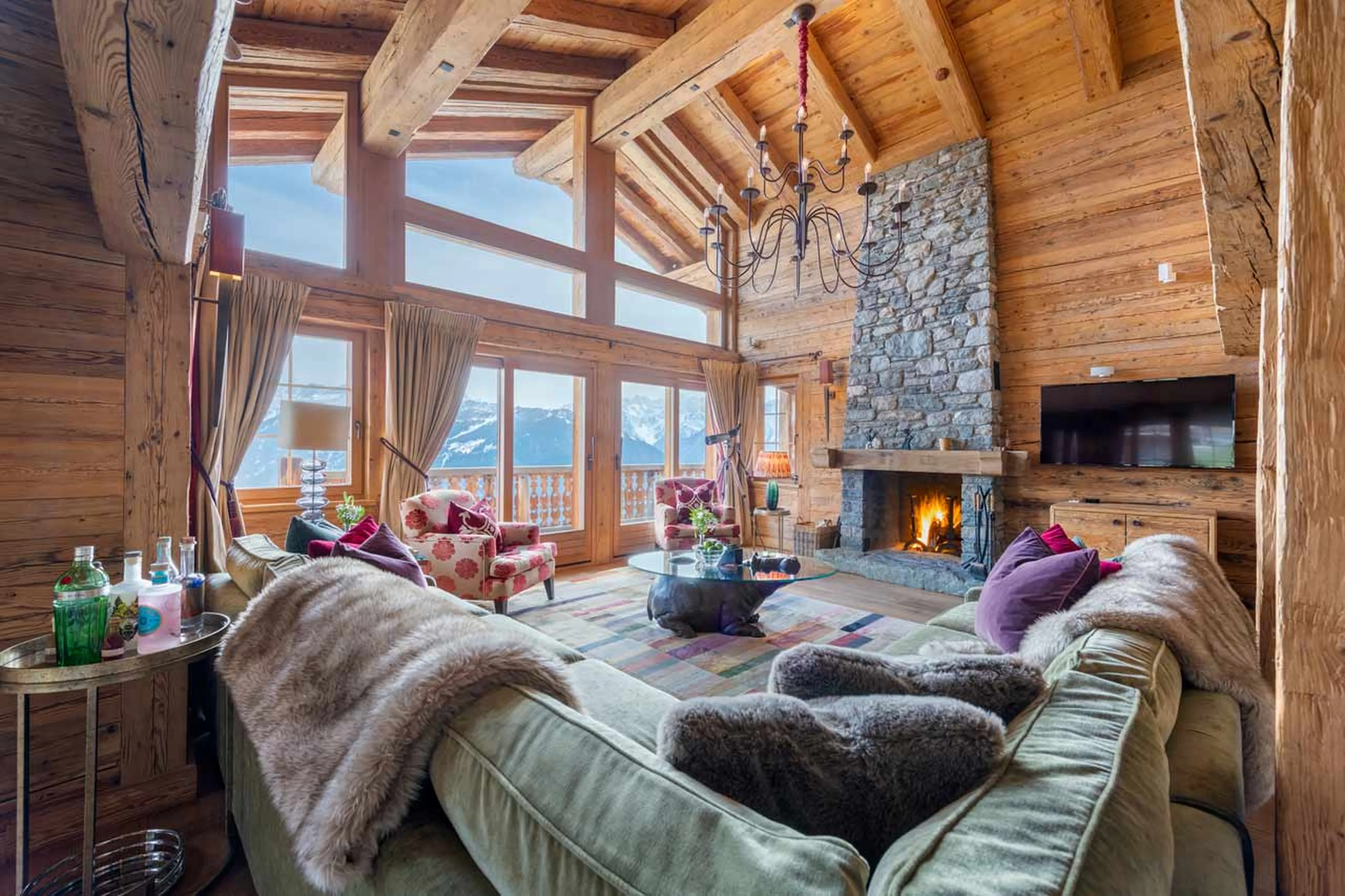 Living room at Chalet Petit Ours in Verbier