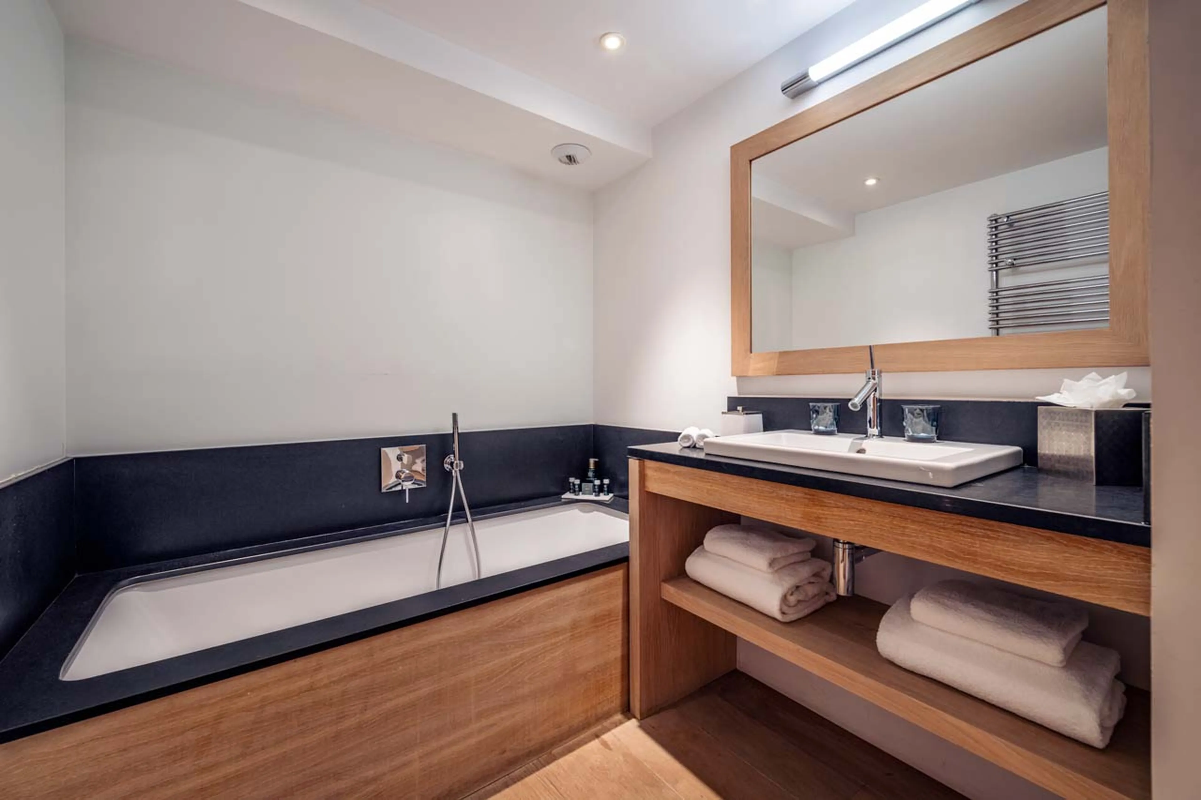 En-suite bathroom in Chalet Pierremont, Courchevel Le Praz
