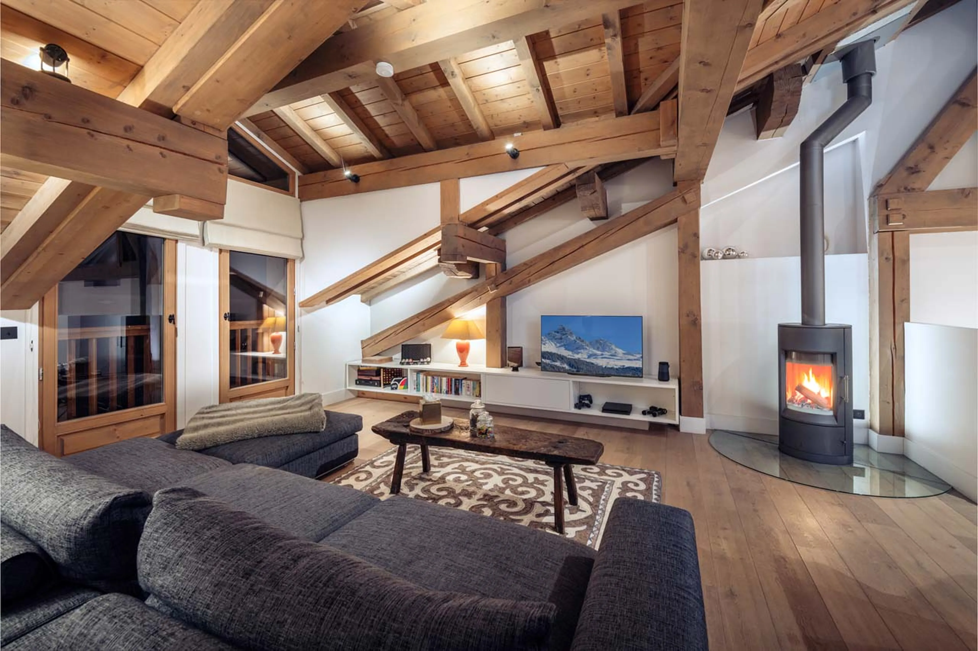 TV room in Chalet Pierremont, Courchevel Le Praz
