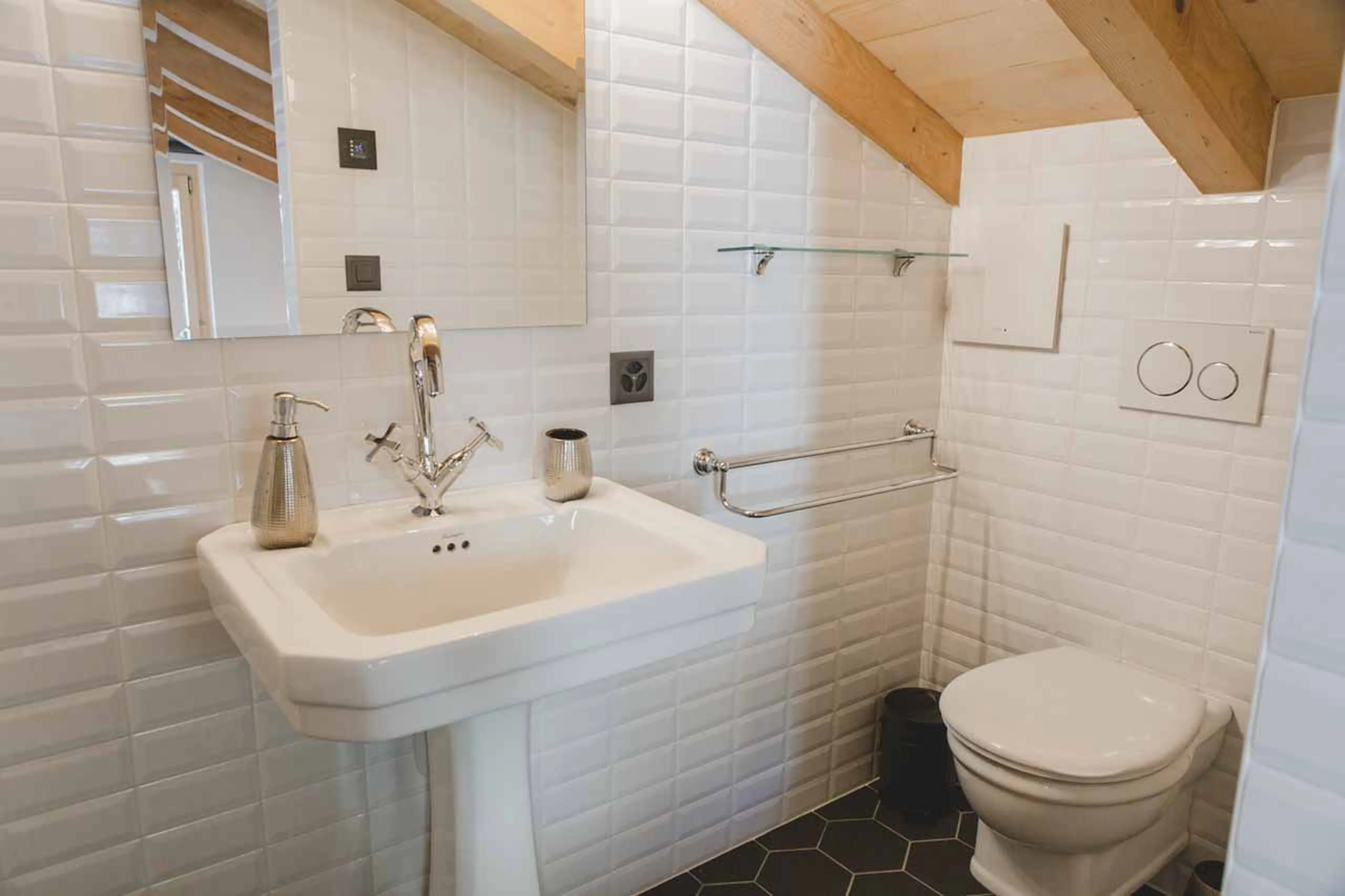 En-suite bathroom at Chalet Pierrepointe in Verbier