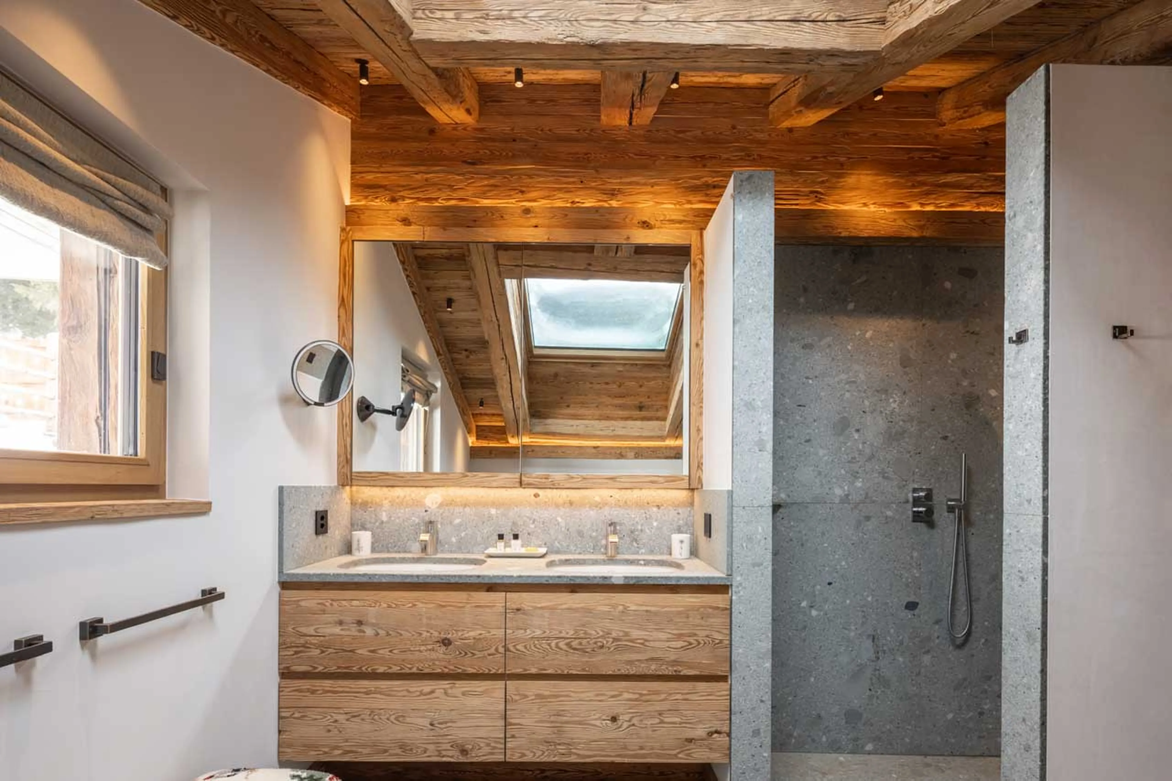 Bedroom 5 en-suite shower at Chalet Pierrier in Verbier