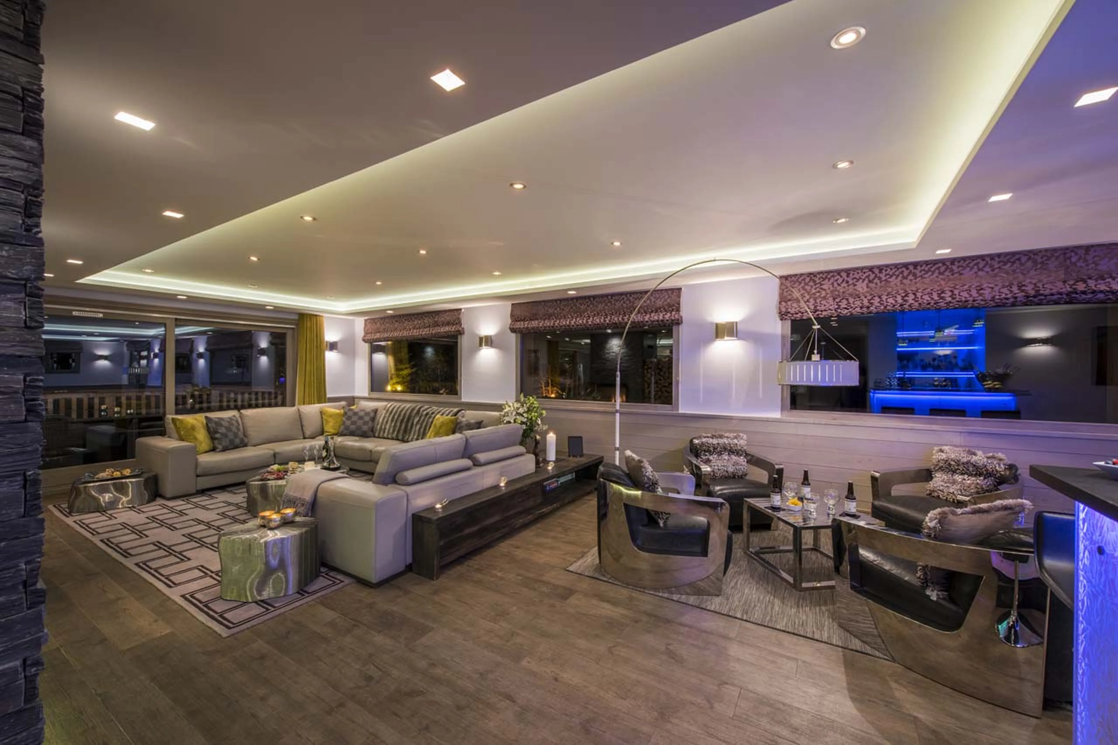 Lounge and seating area at Chalet Pont du Cam in Meribel