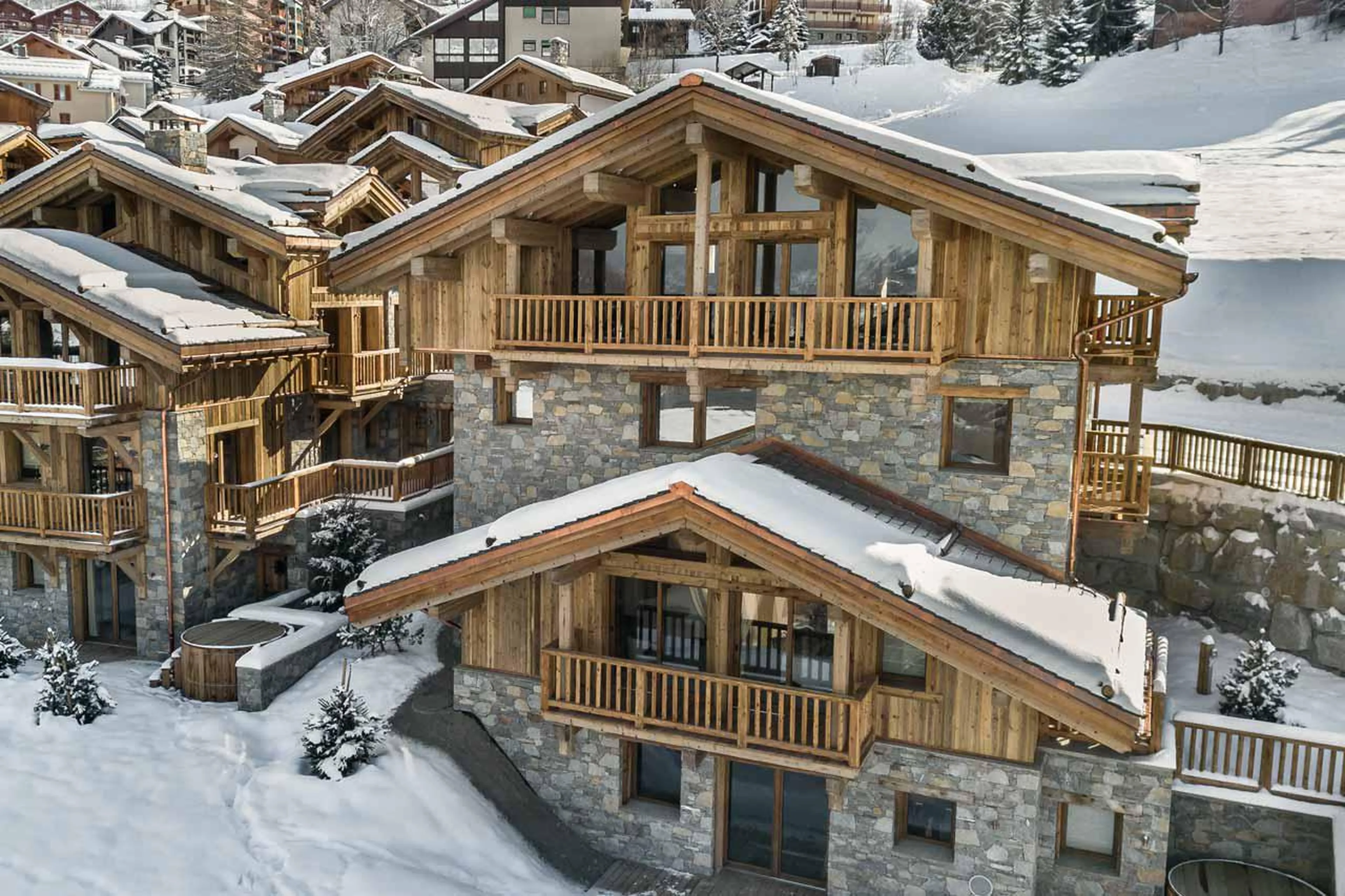 Front of Chalet Pure White Crystal in St Martin de Belleville