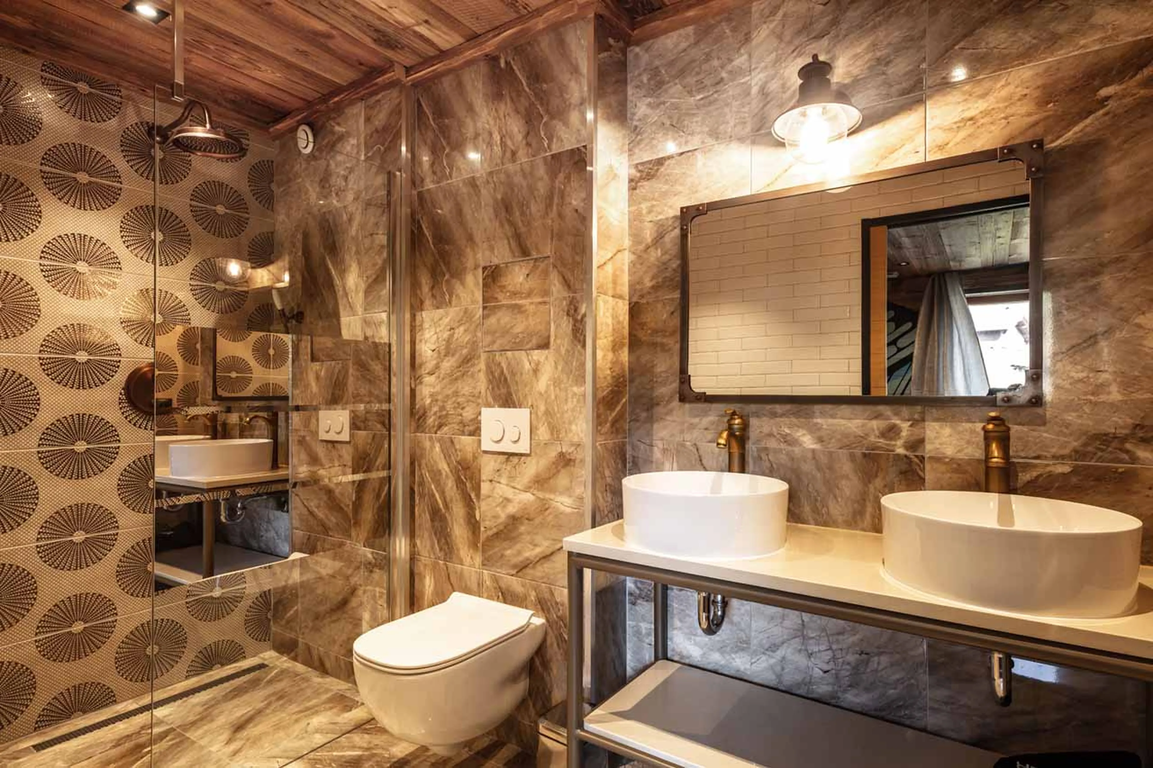 Bathroom six at Chalet Raven in Tignes
