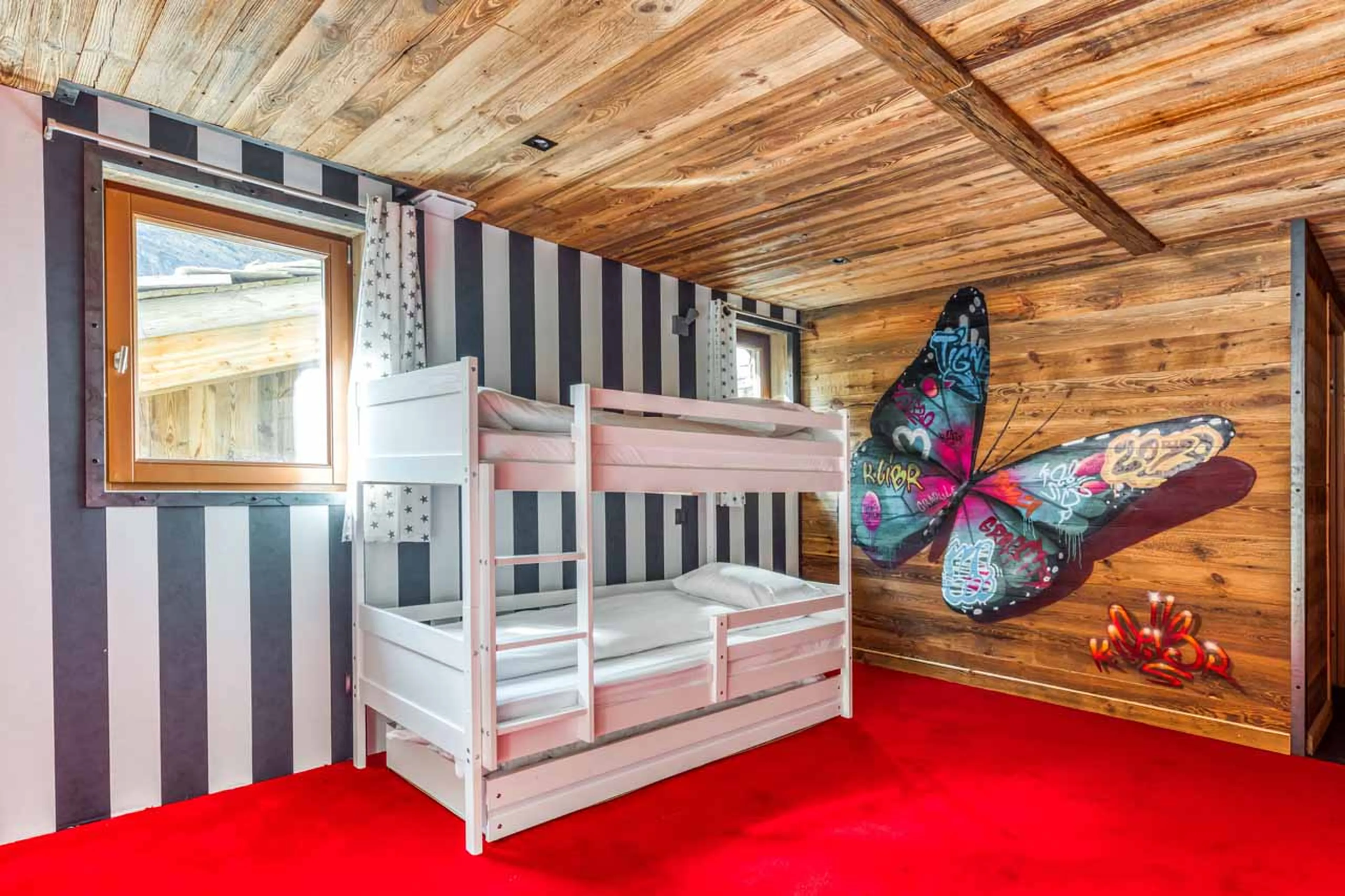 Butterfly themed bunk room at Chalet Raven in Tignes