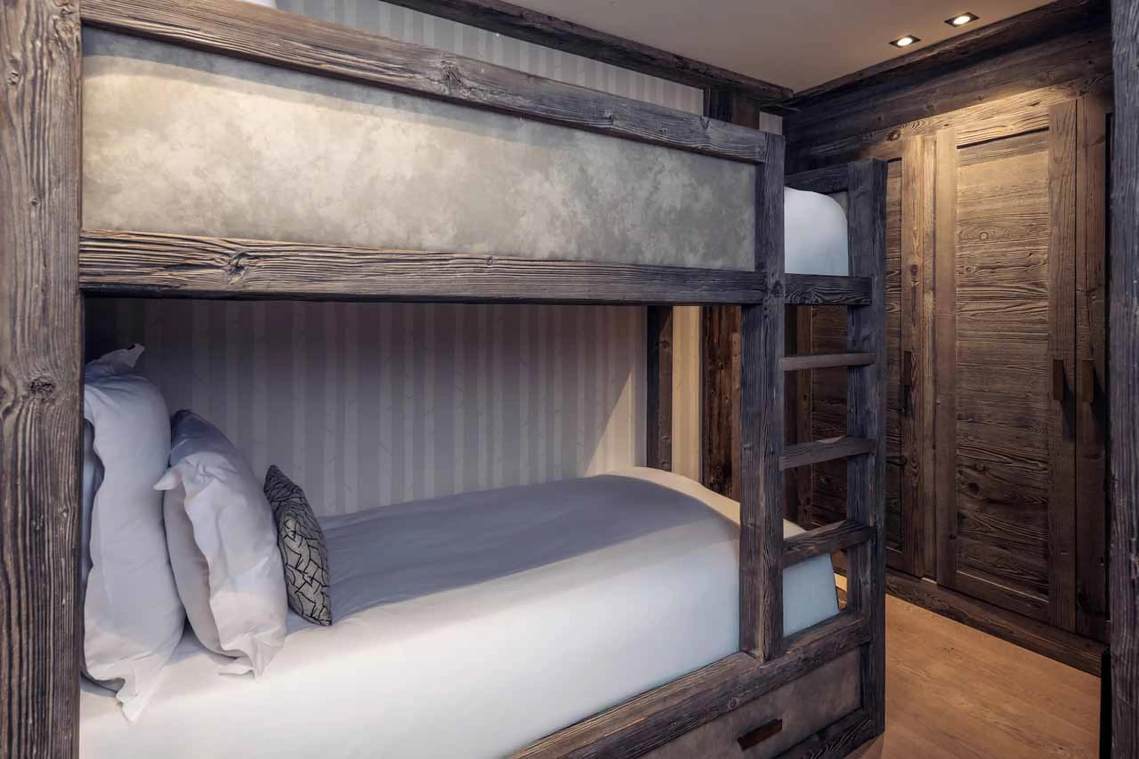 Bedroom 6 in Chalet Razzie in Courchevel 1850