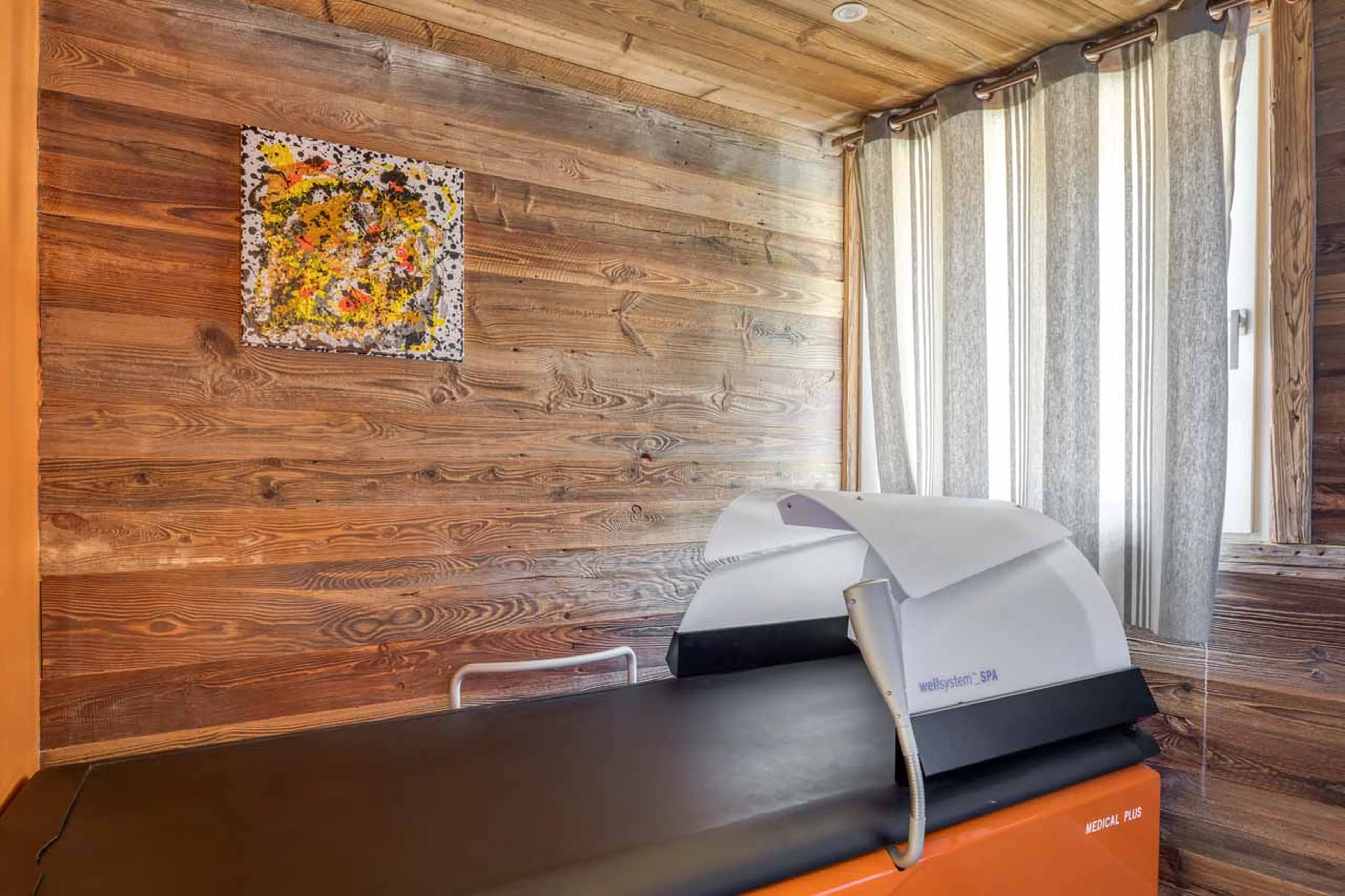 Hydrojet bed at Chalet Rock n' Love in Tignes