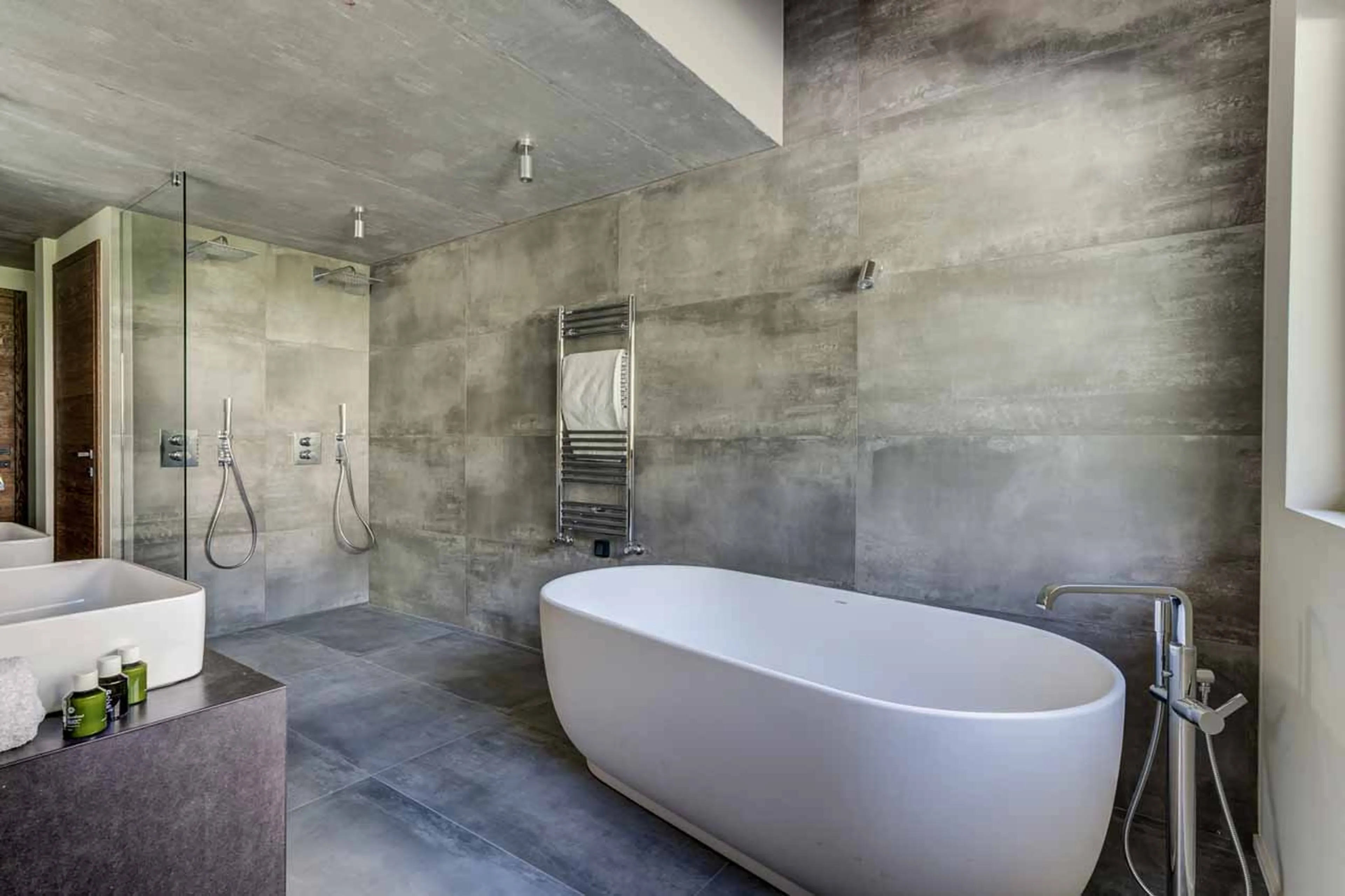 En-suite master bathroom at Open plan living area at Chalet Rytola