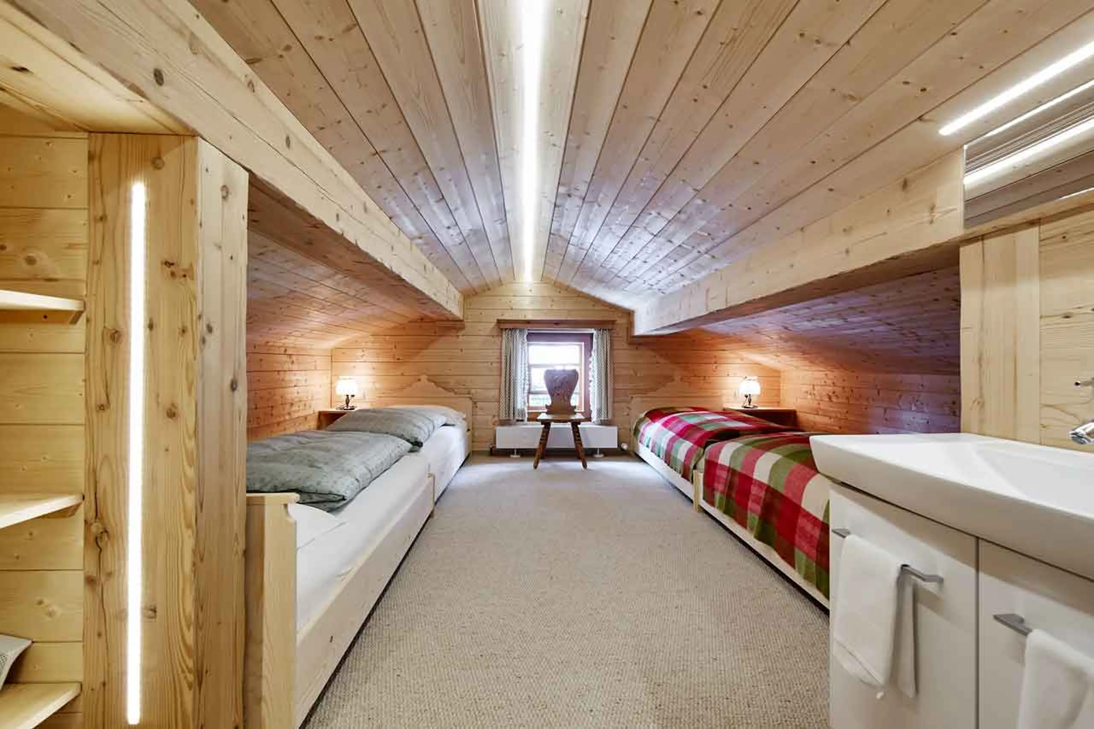 Bedroom 3 at Chalet Saege in Lech
