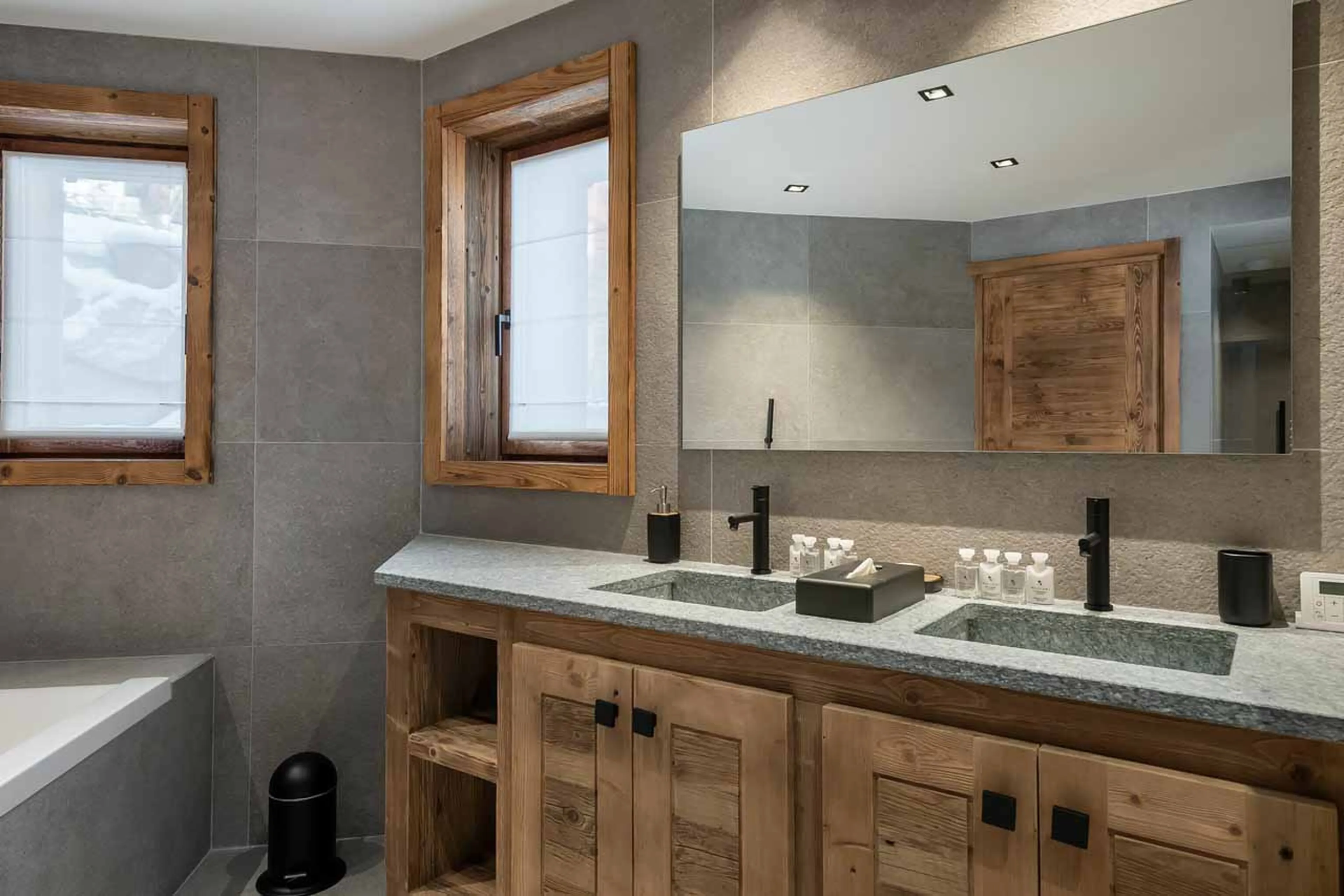 Double sink at Chalet San Pietro in Courchevel 1850