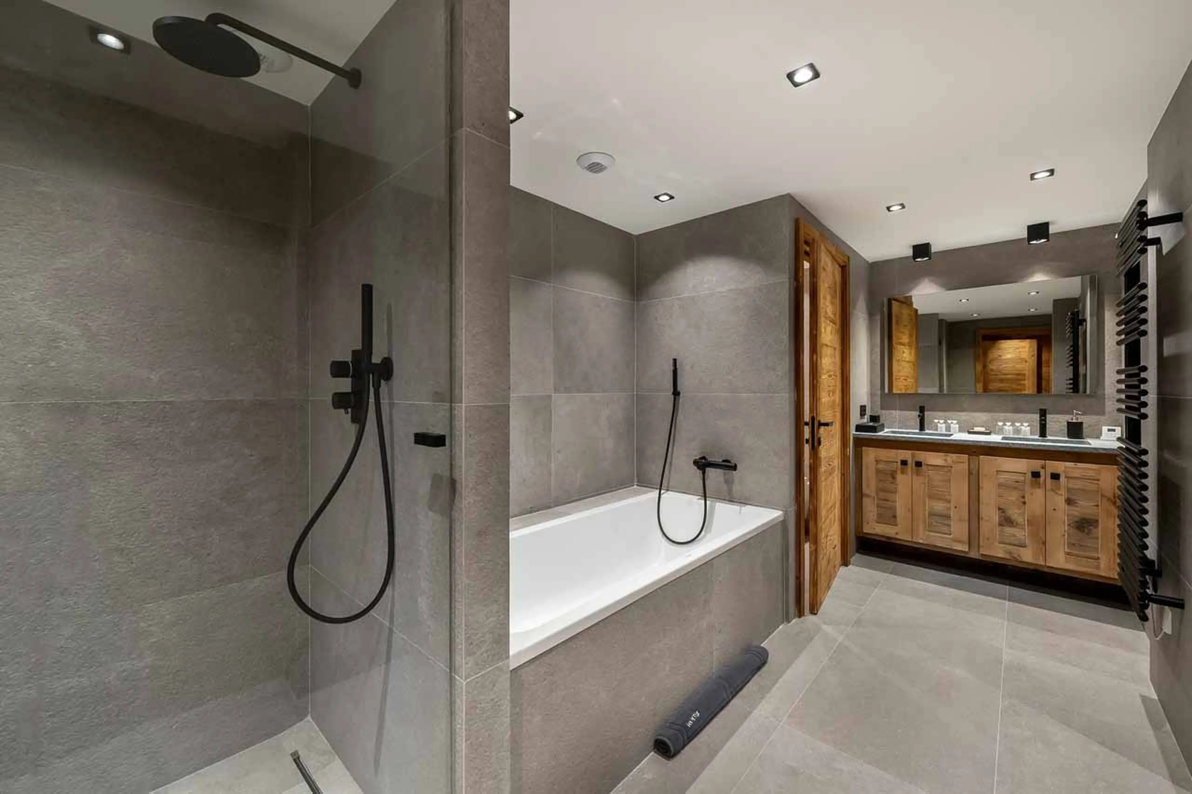 Bathroom five at Chalet San Pietro in Courchevel 1850