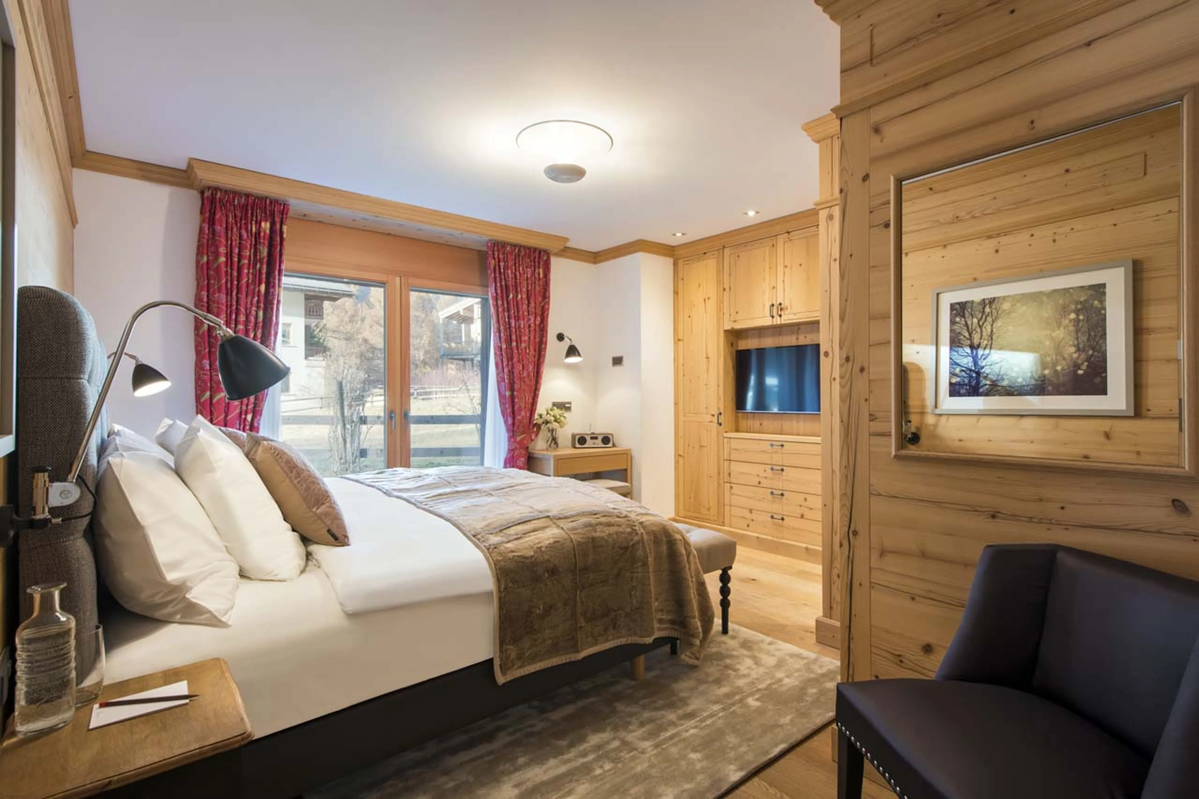 Bedroom nine terrace access at Chalet Shalimar in Zermatt