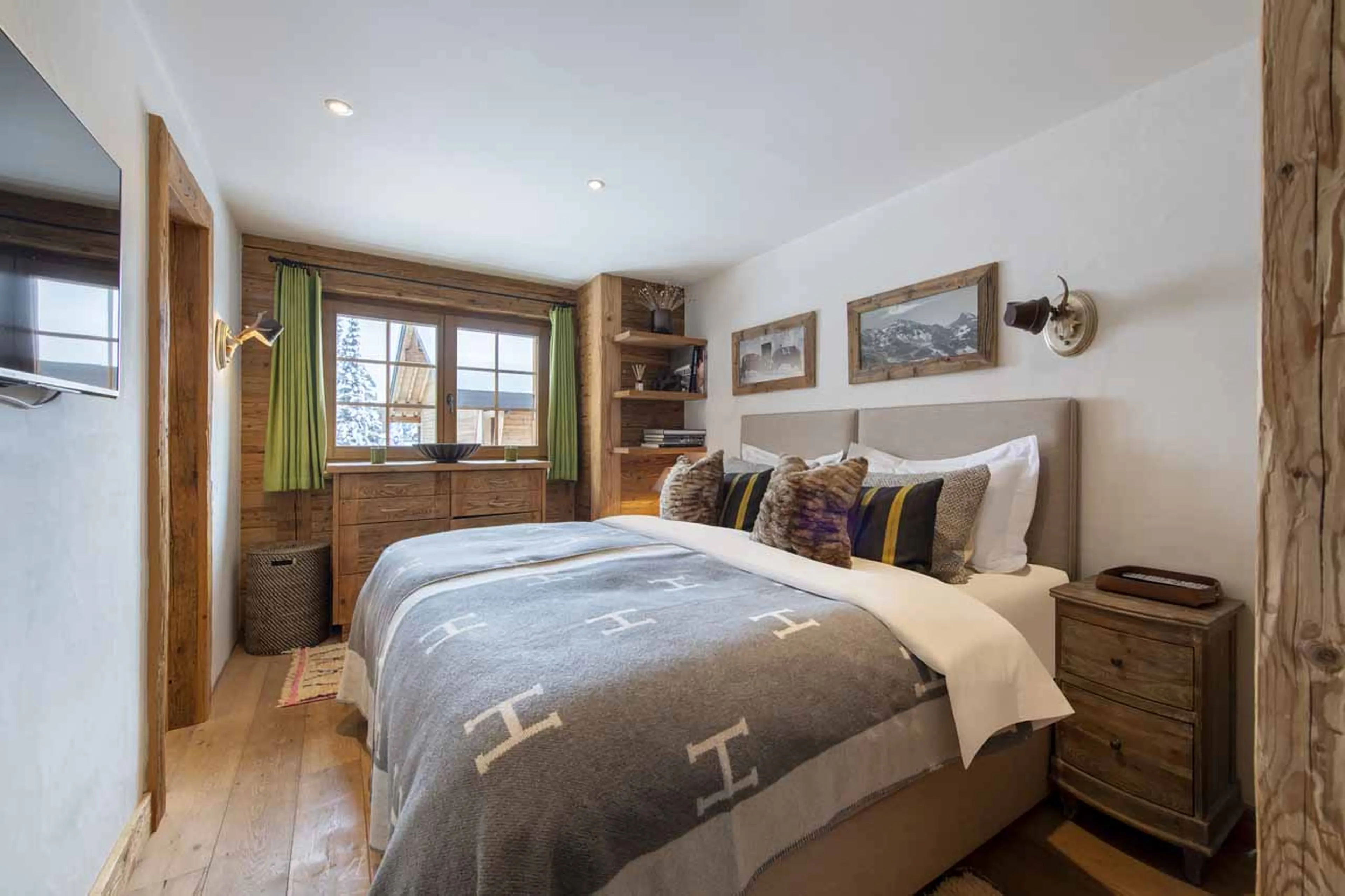 Bedroom one at Apartment Silver in Verbier