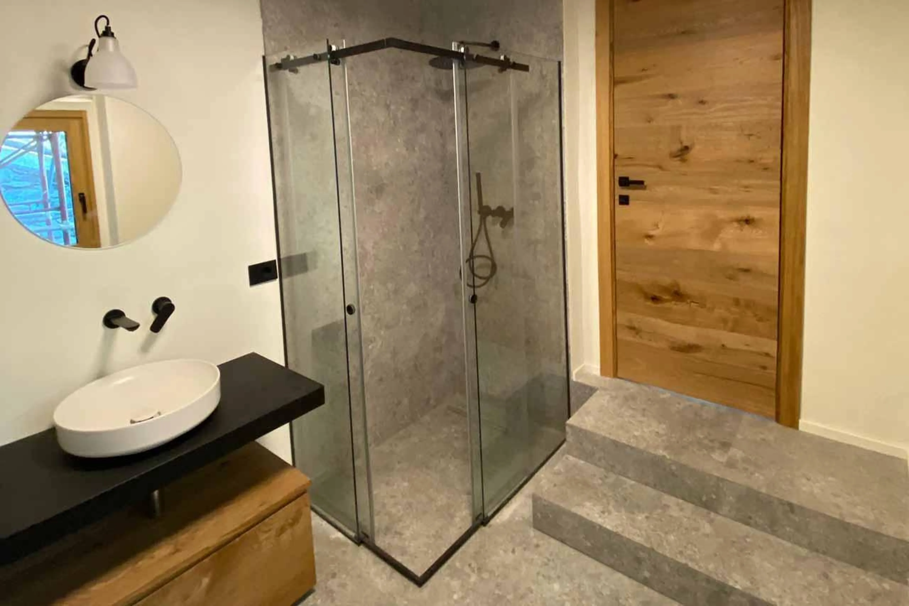 En-suite shower room at Chalet Snostorm in Breuil-Cervinia