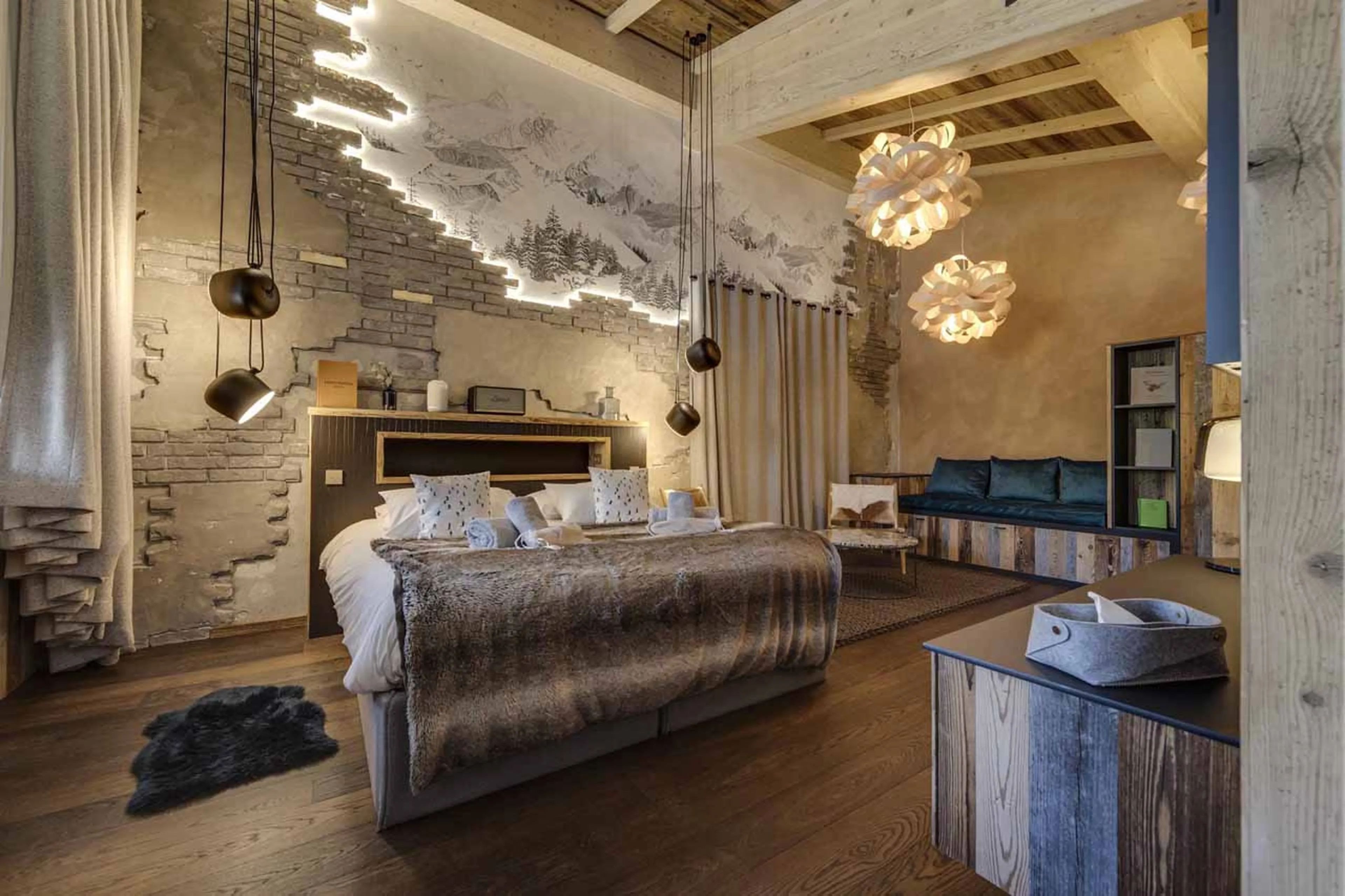 Sofa bed in master suite at Apartment Tajj in Tignes