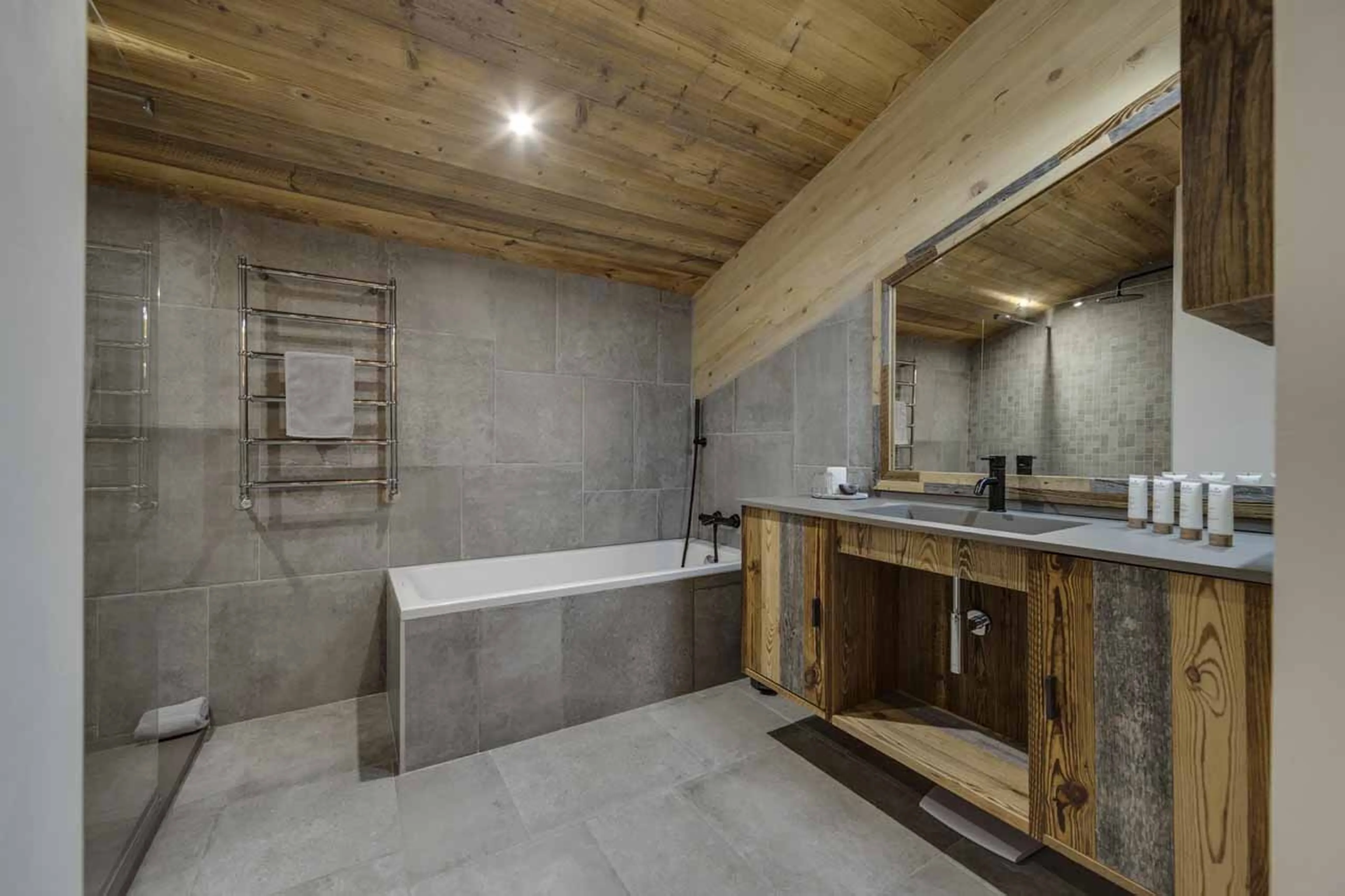 Bathroom five at Apartment Tajj in Tignes