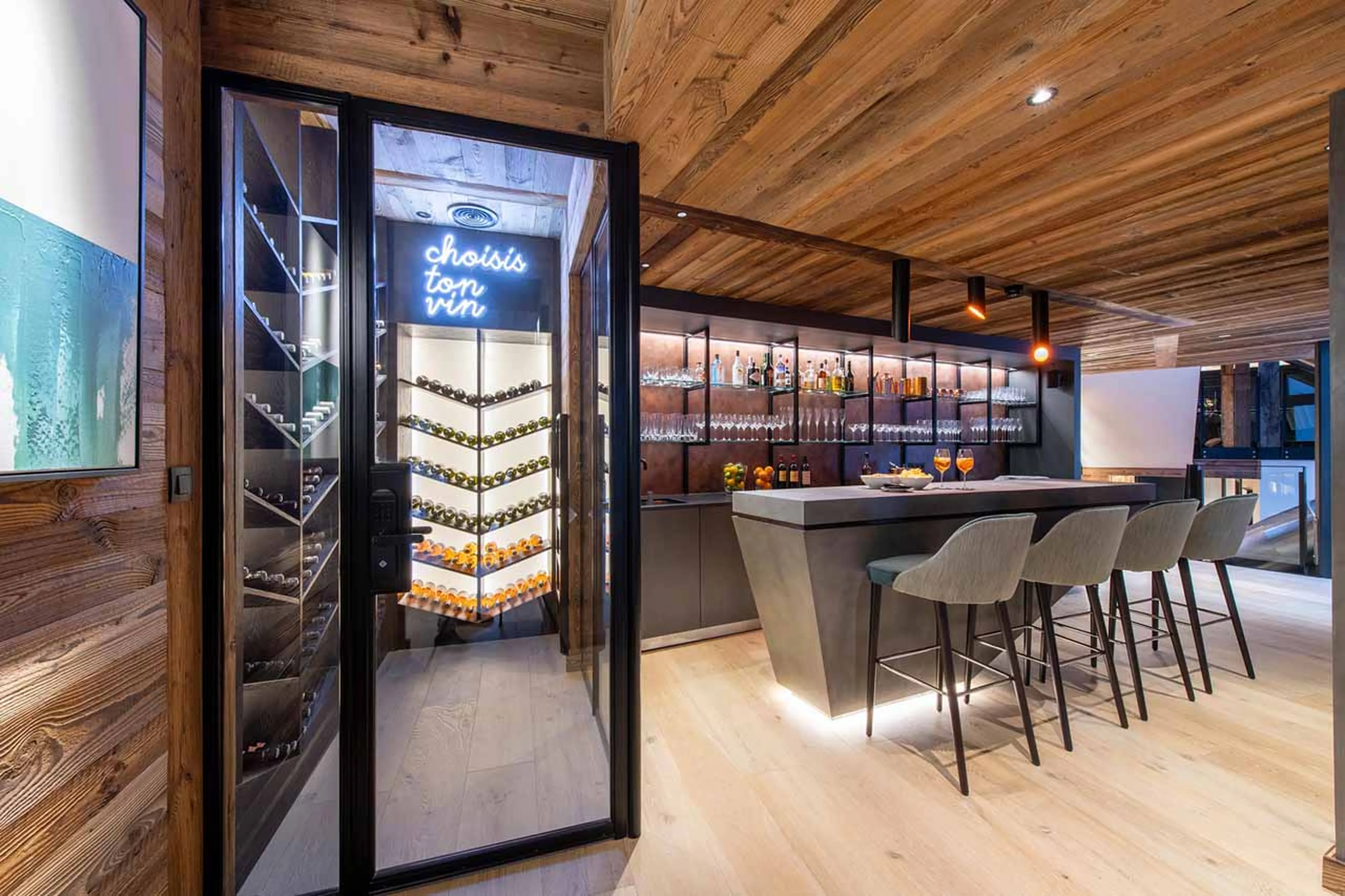 Bar and wine cellar at Chalet Tataali in Morzine