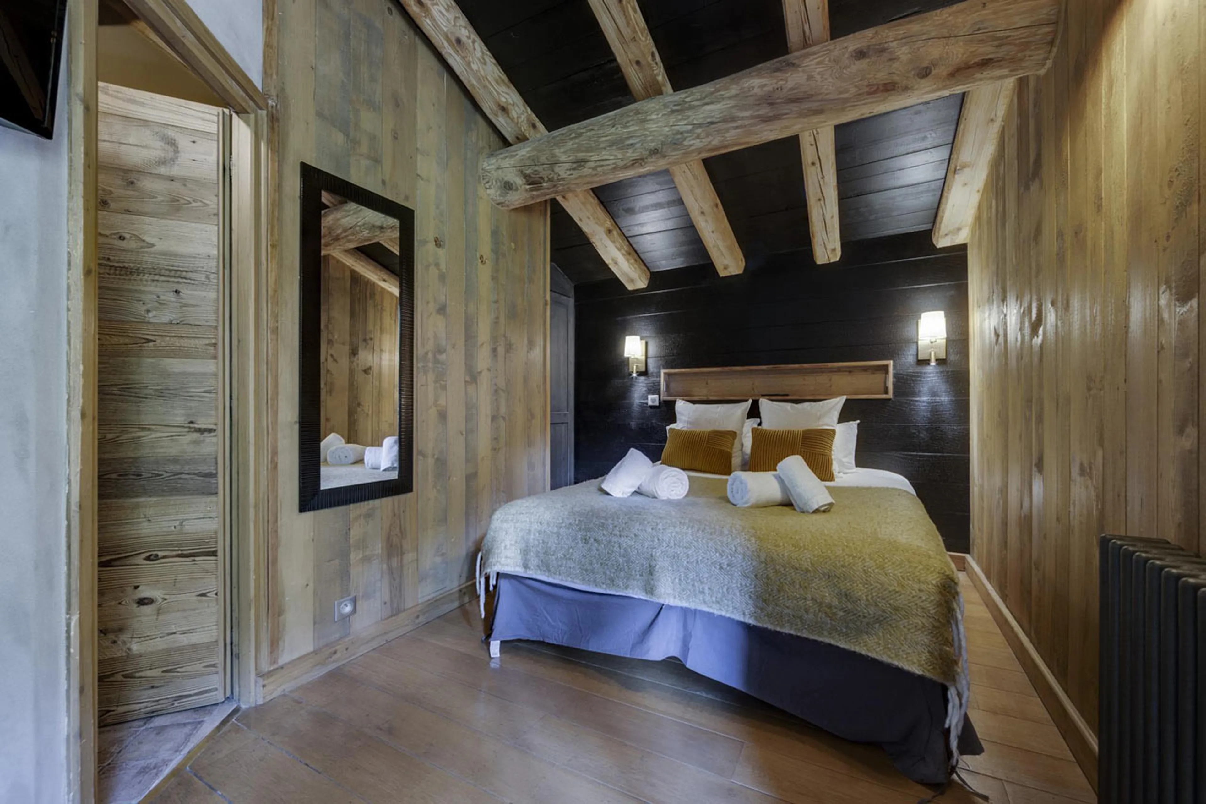 Bedroom four at Chalet Thovex in Val d'Isere