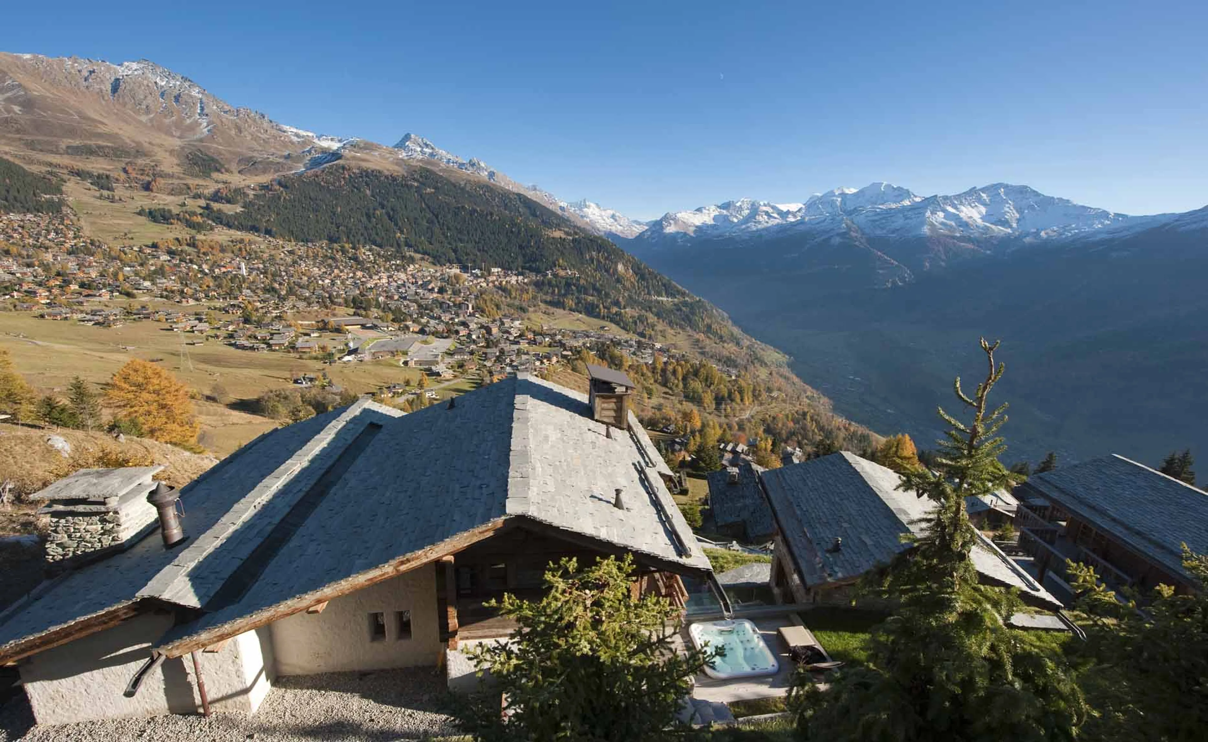 Aerial view of Chalet Tigre in Verbier
